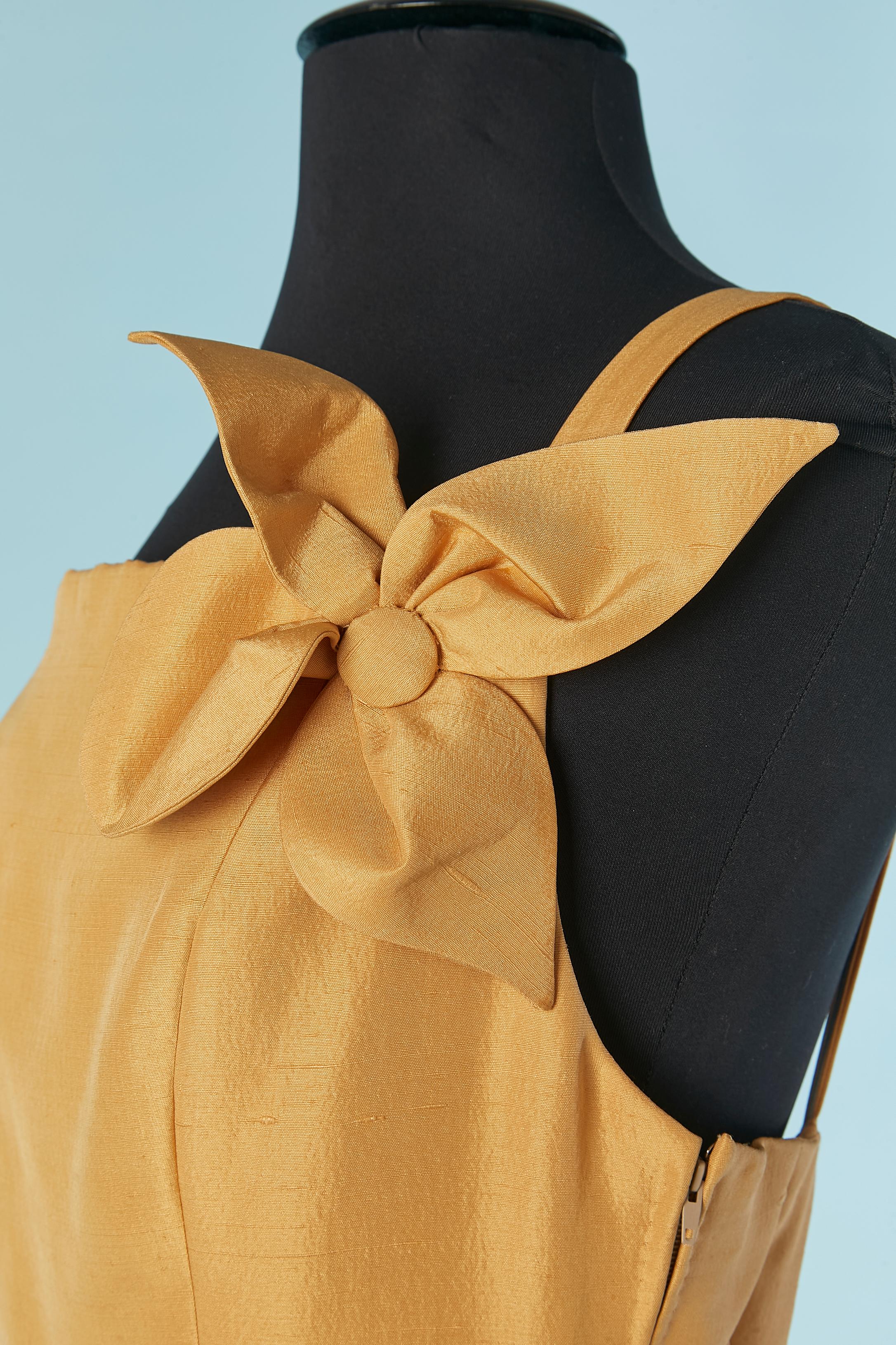 Jaune Robe de cocktail en soie brute jaune DANIEL ROLAND en vente