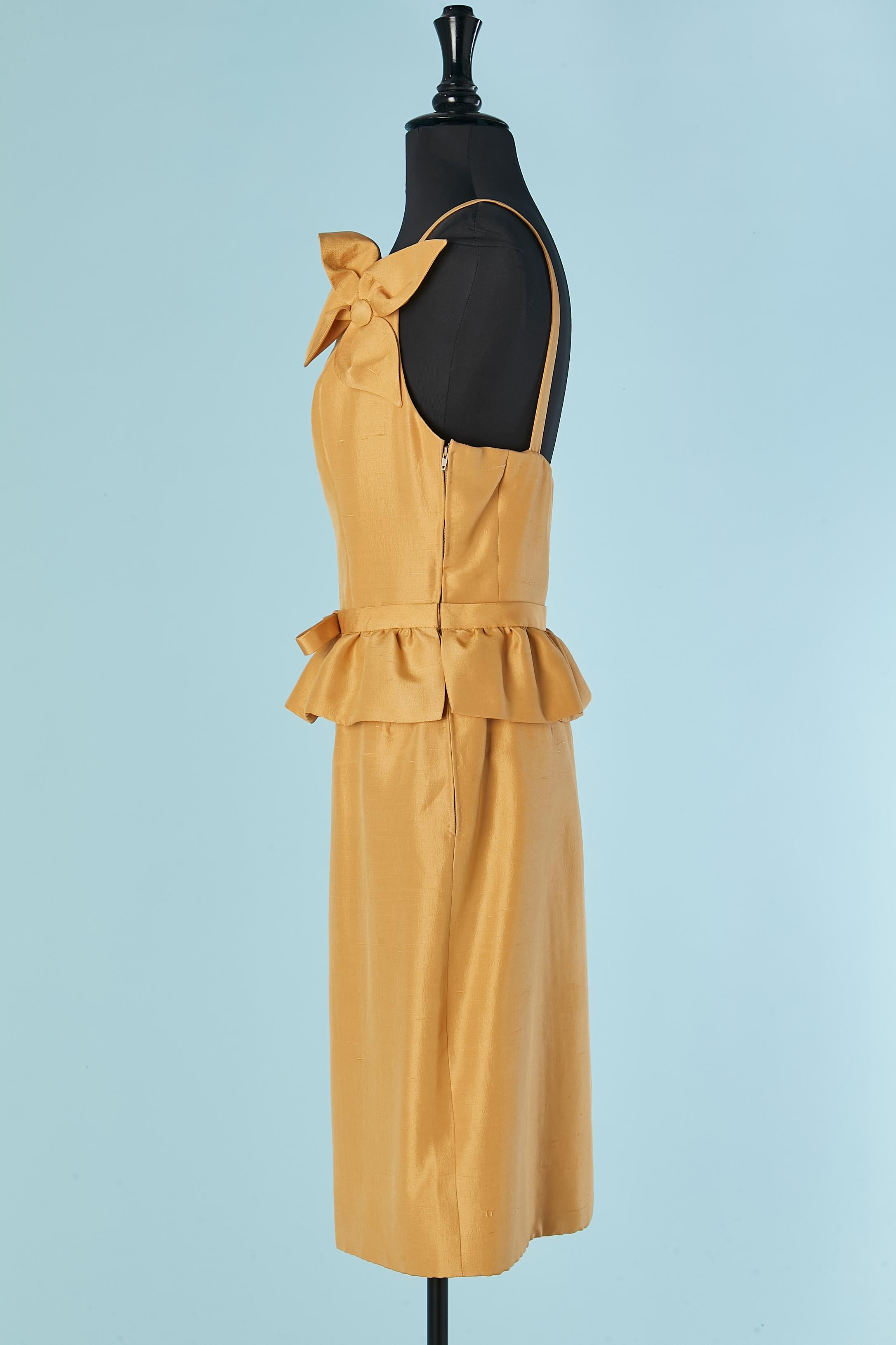 Robe de cocktail en soie brute jaune DANIEL ROLAND Excellent état - En vente à Saint-Ouen-Sur-Seine, FR