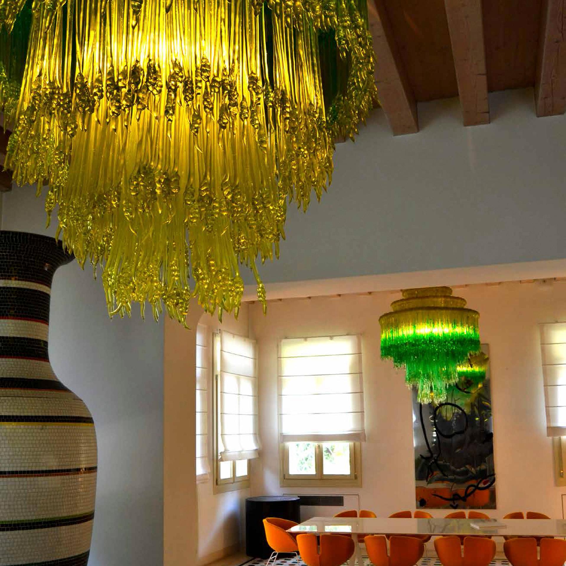 XXI secolo e contemporaneo Lampadario in resina giallo Mod Sneeze B di Jacopo Foggini in vendita