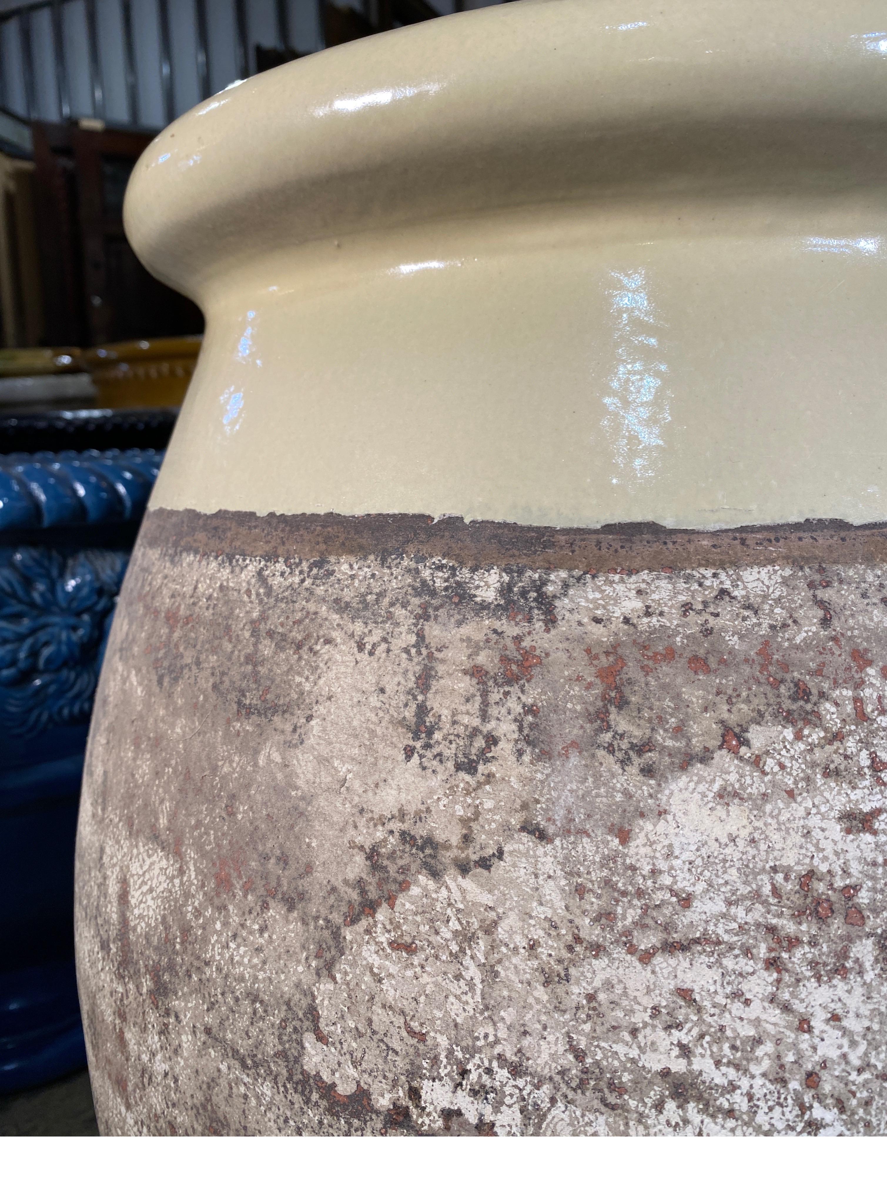 Yellow Rimmed Terra Cotta Urn In Excellent Condition In Dallas, TX