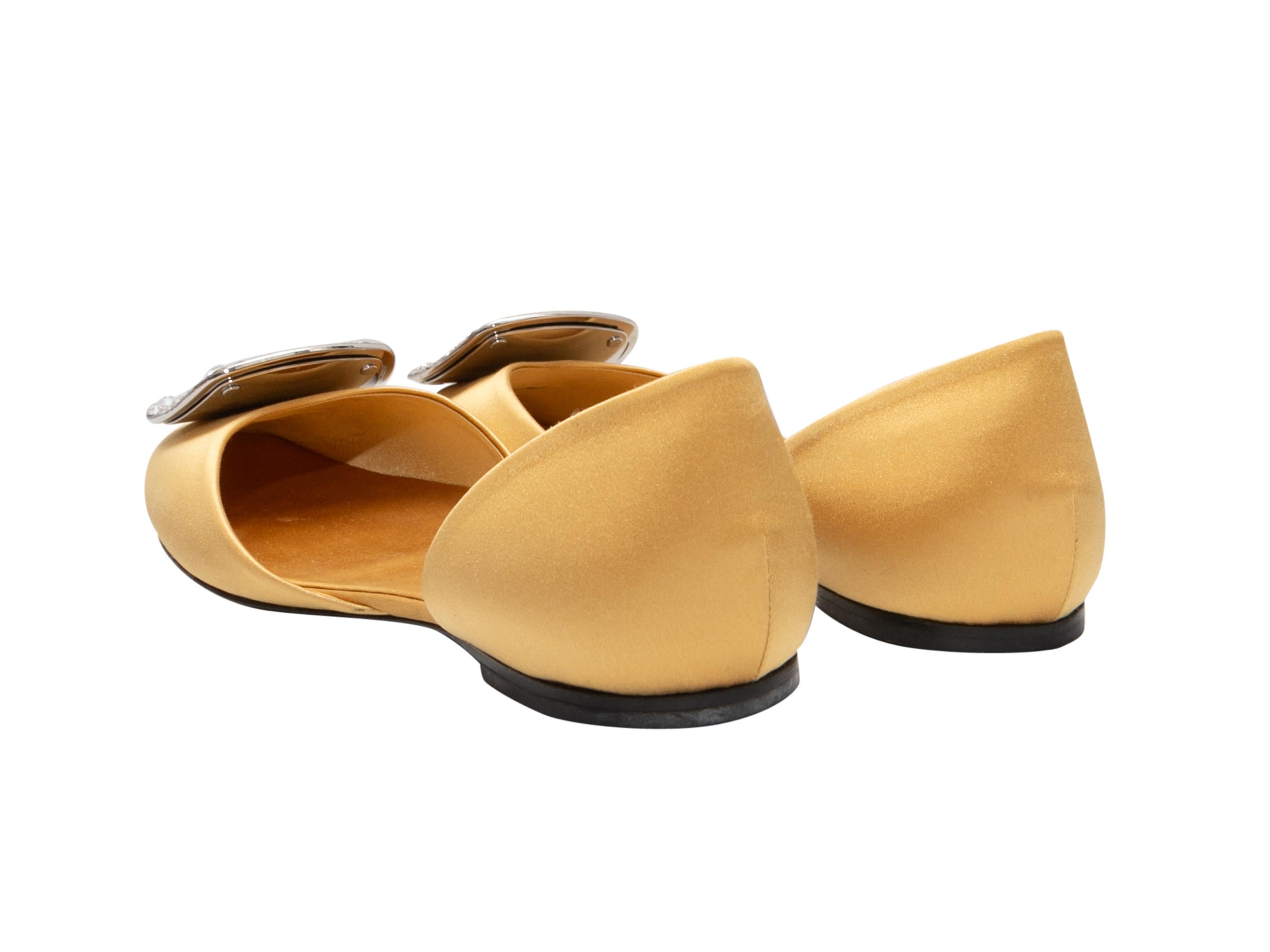Yellow Roger Vivier Satin d'Orsay Buckle Flats Size 39 In Good Condition For Sale In New York, NY