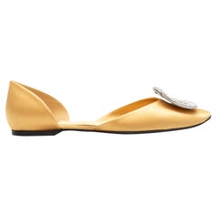 Roger Vivier Chaussures à boucle d'Orsay en satin jaune taille 39