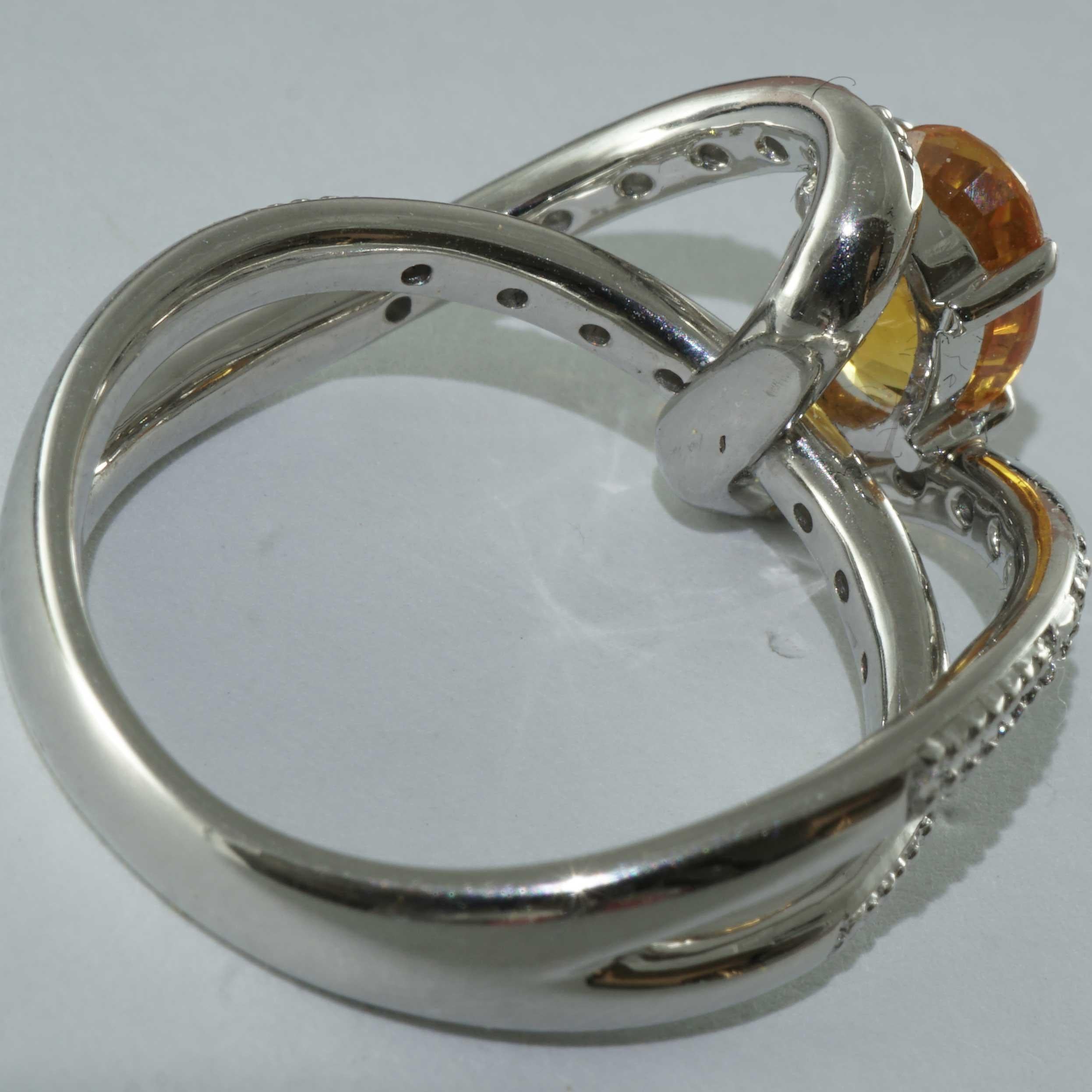 1.6 ct Yellow Saphire Brilliant Ring Platinum wonderful symbolic Color very good For Sale 2