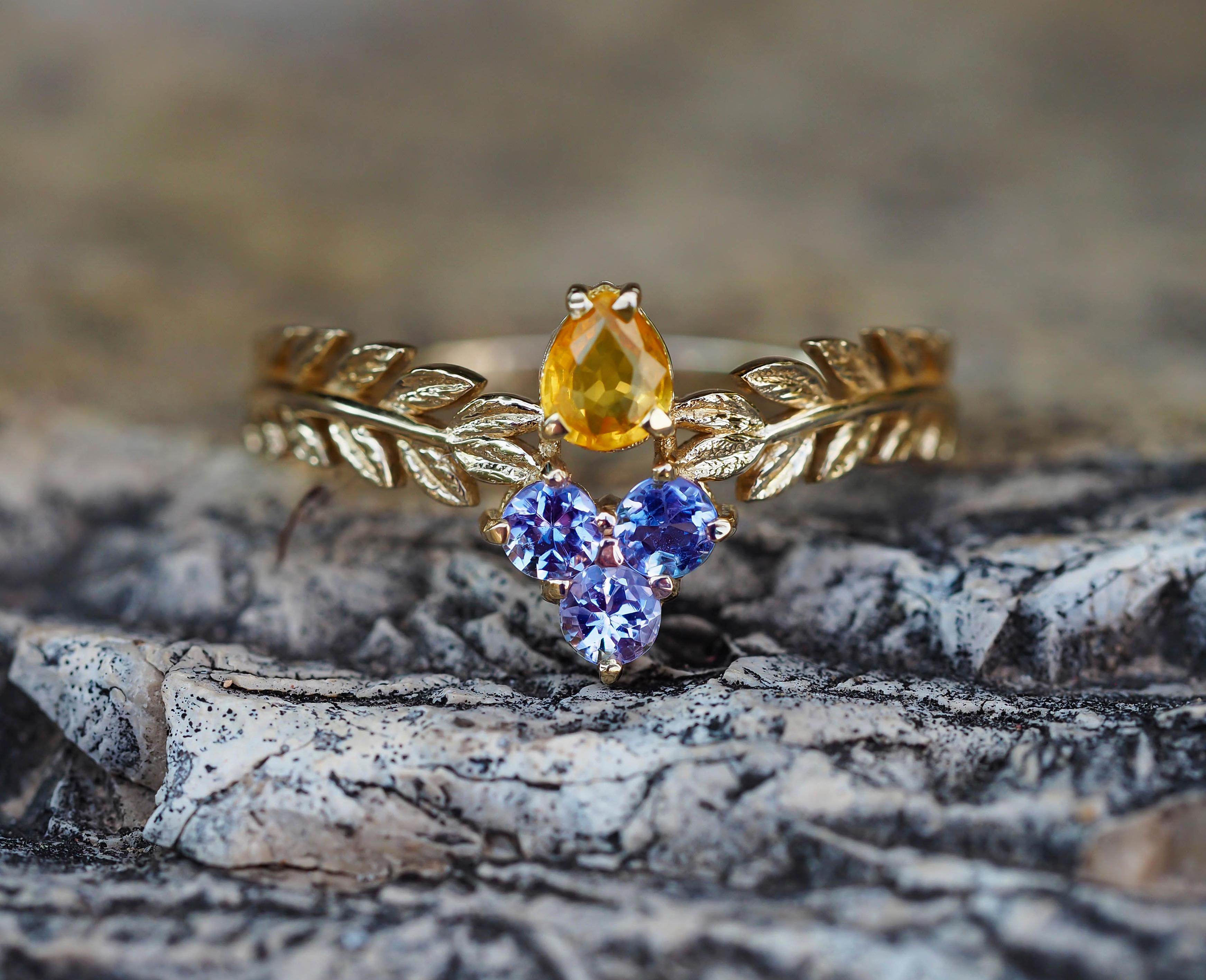For Sale:  Yellow Sapphire 14k Gold Ring, Olive Leaves Gold Ring 13