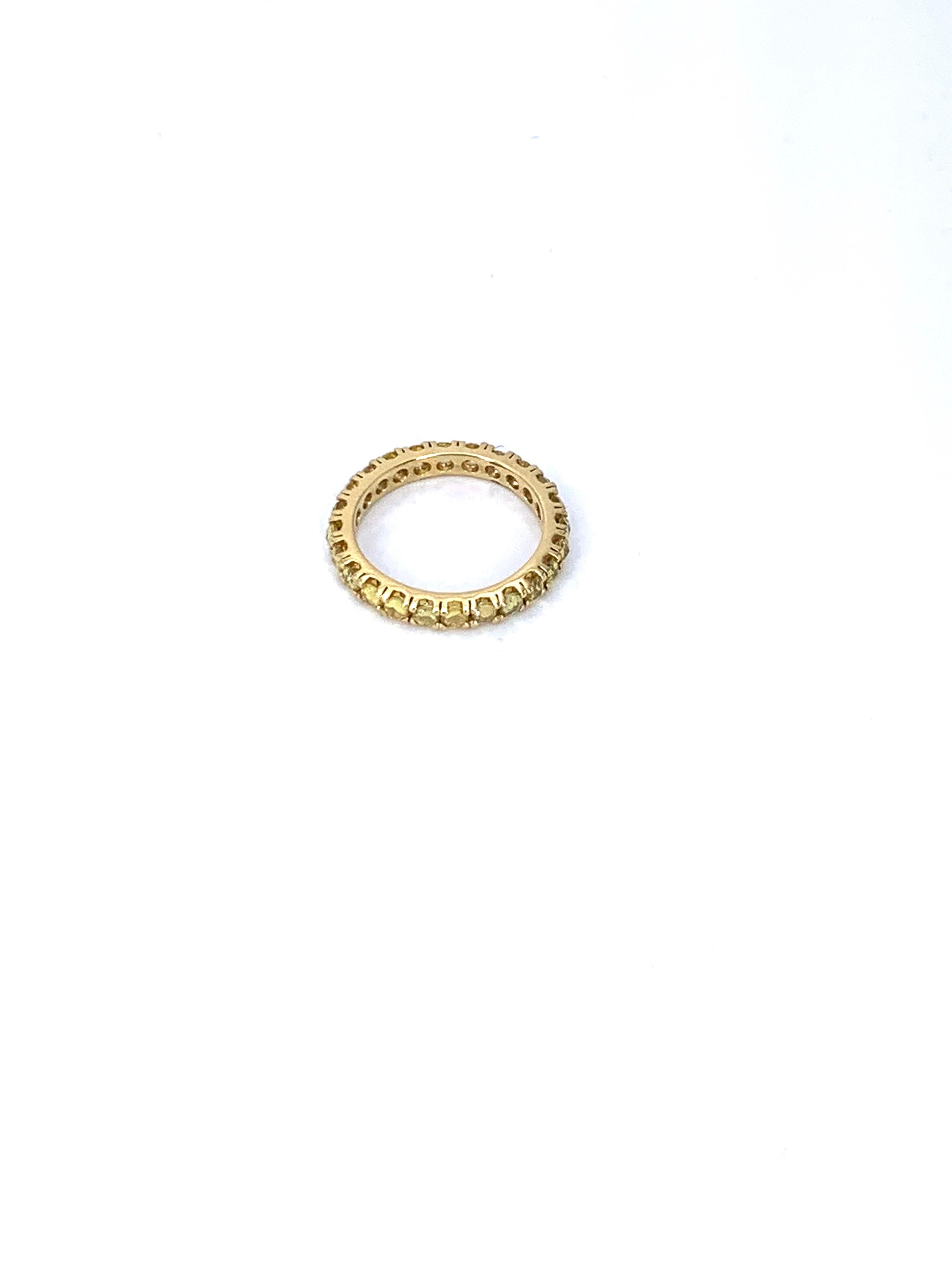 Rose Cut Yellow Sapphire 2.04 Carat in 18Kt Yellow Gold Eternity Unisex Ring