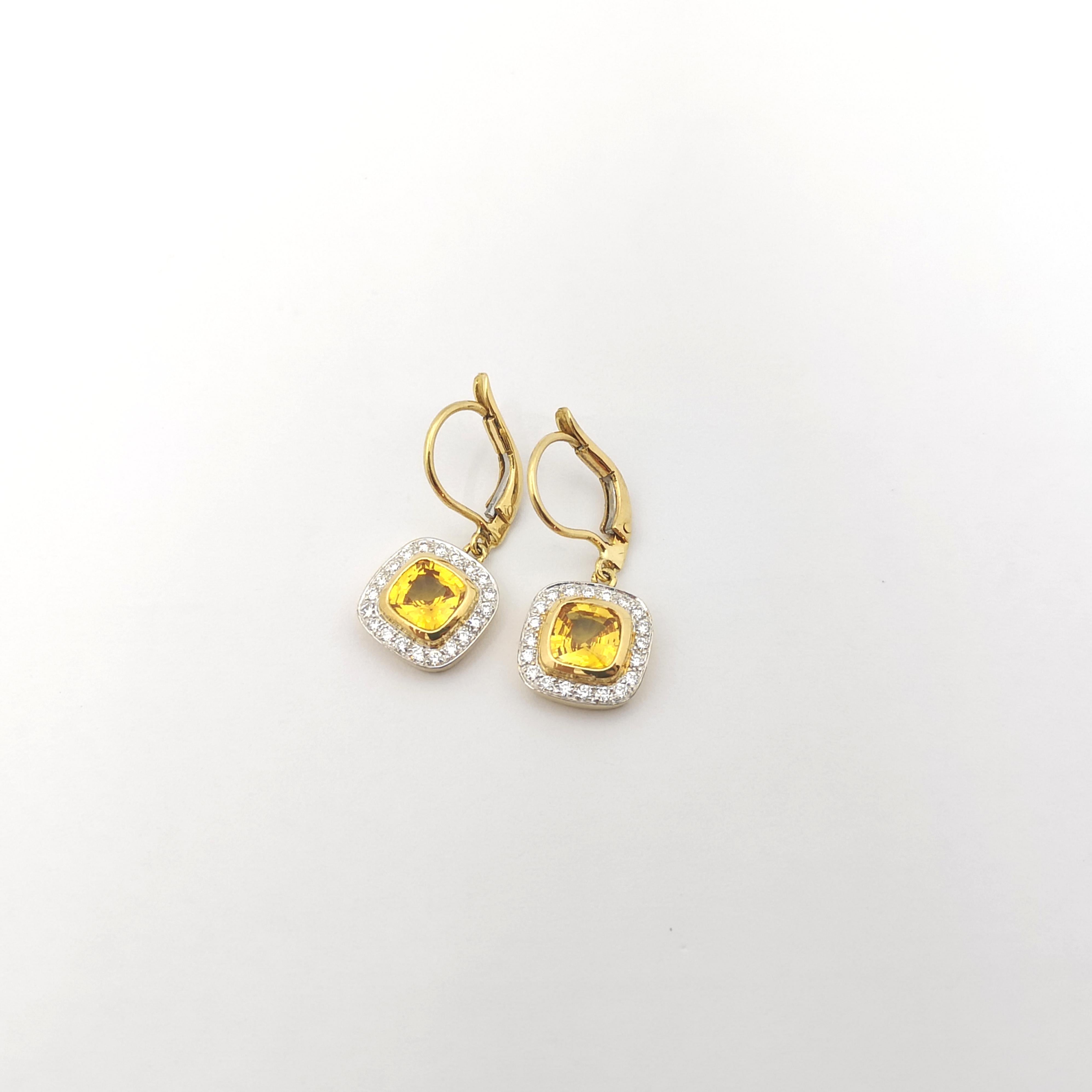 Yellow Sapphire 2.17 carats with Diamond 0.38 carat Earrings set in 18K Gold Set In New Condition For Sale In Bangkok, TH
