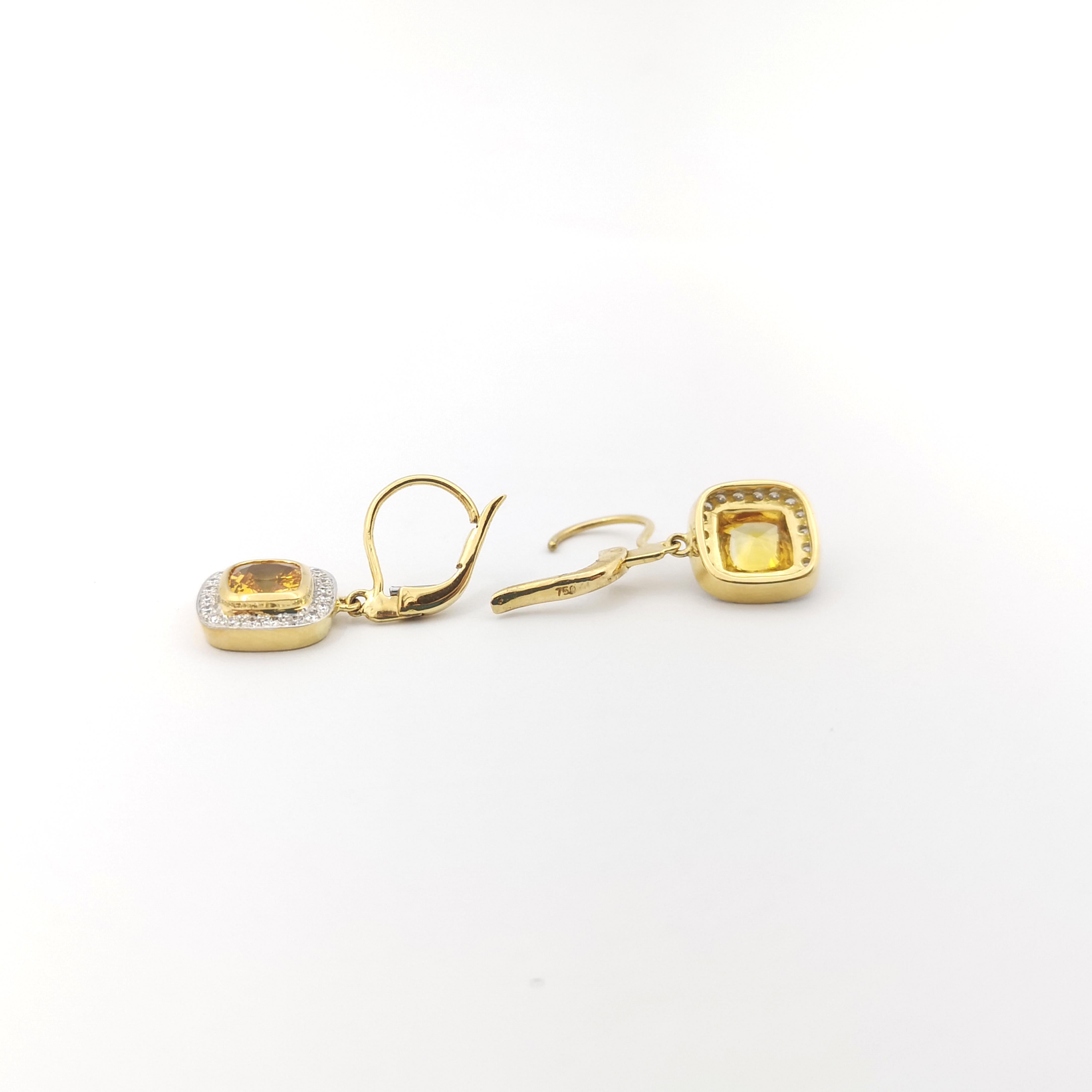 Gelber Saphir 2,17 Karat mit Diamant 0,38 Karat Ohrringe in 18 Karat Gold gefasst im Angebot 1
