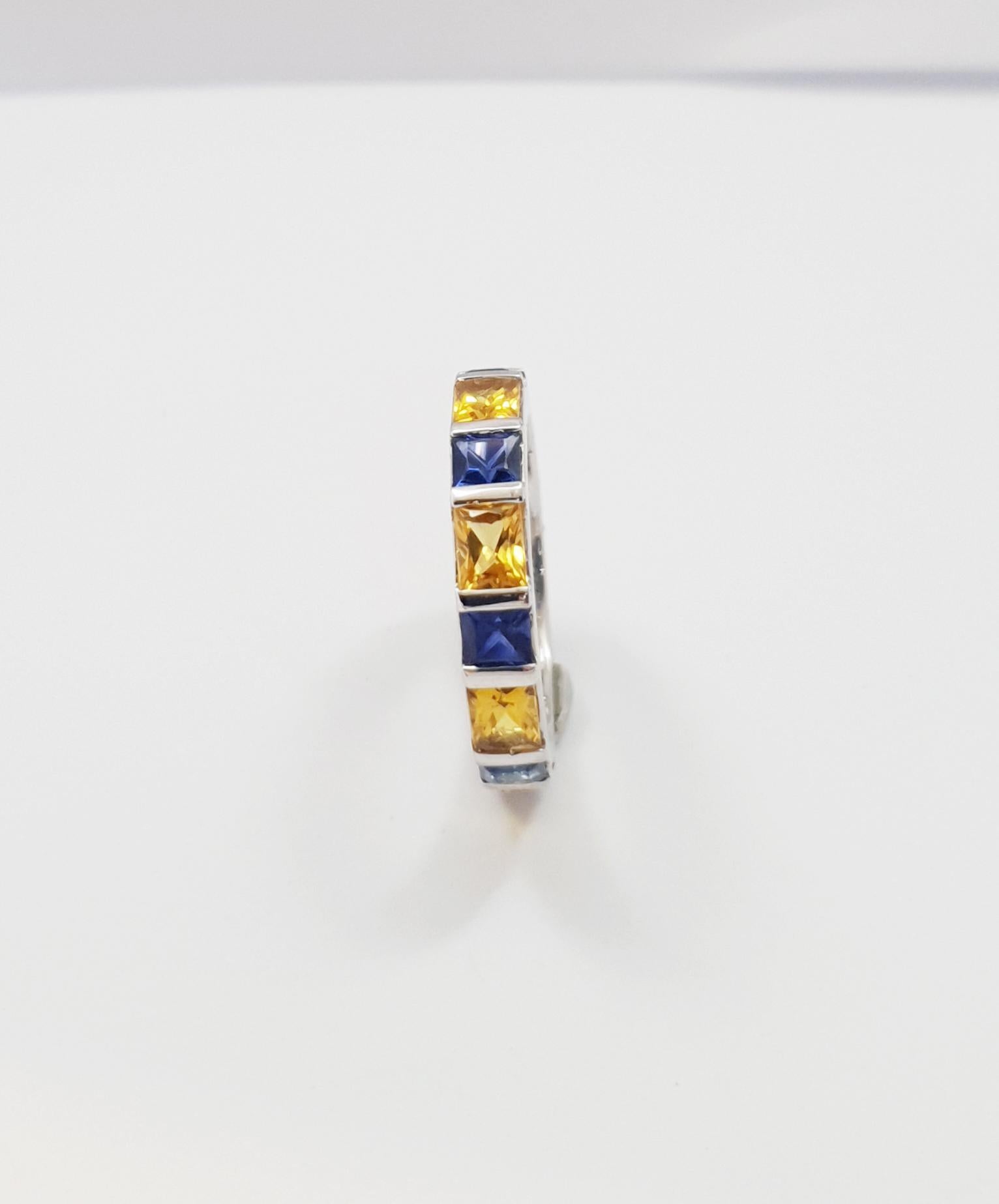 Ewigkeitsring mit gelbem und blauem Saphir in 18 Karat Weißgoldfassung im Angebot 5
