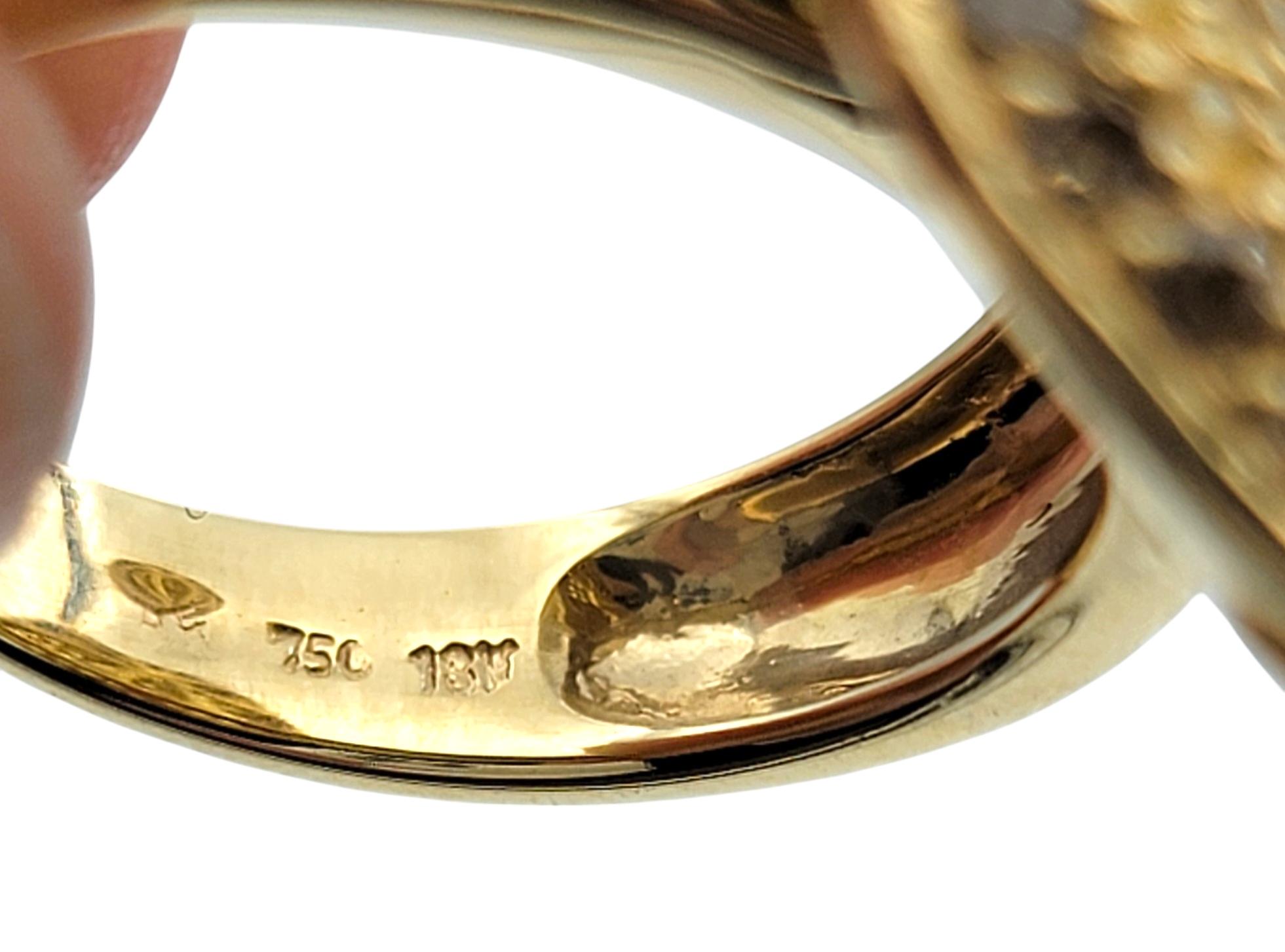 Bague cocktail concave en or jaune 18 carats, saphir jaune et diamant Brown en vente 1