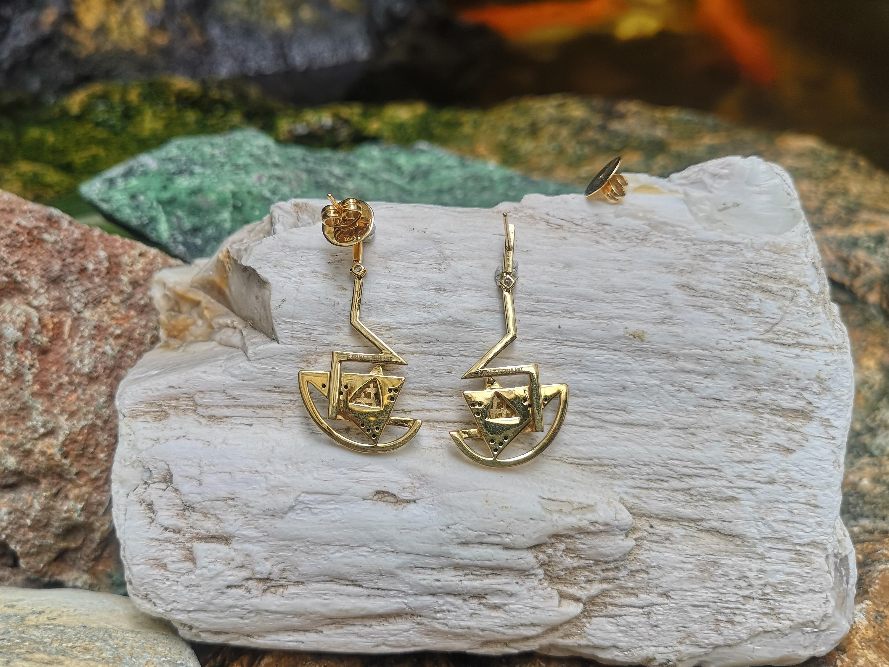 Kavant & Sharart Boucles d'oreilles en or jaune 18 carats avec saphir jaune et diamants en vente 2