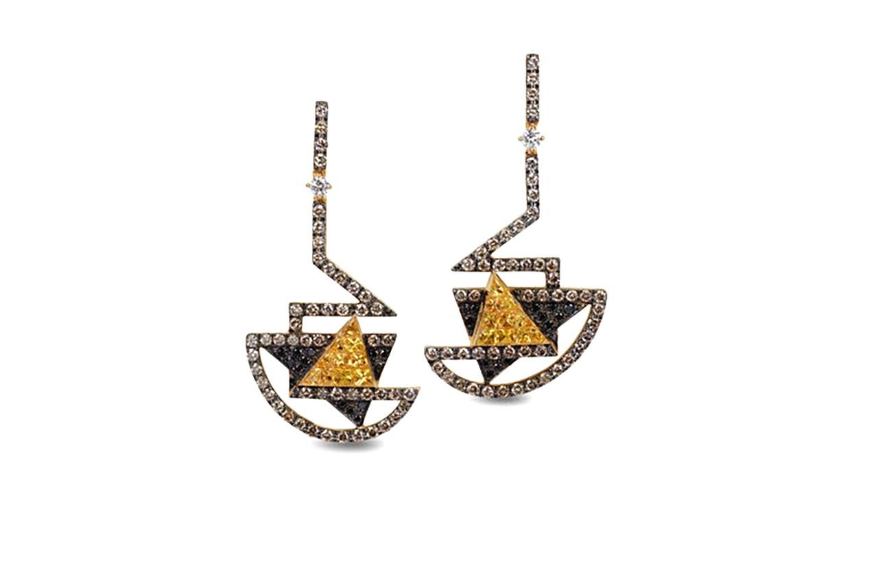 Kavant & Sharart Boucles d'oreilles en or jaune 18 carats avec saphirs jaunes et diamants en vente 4