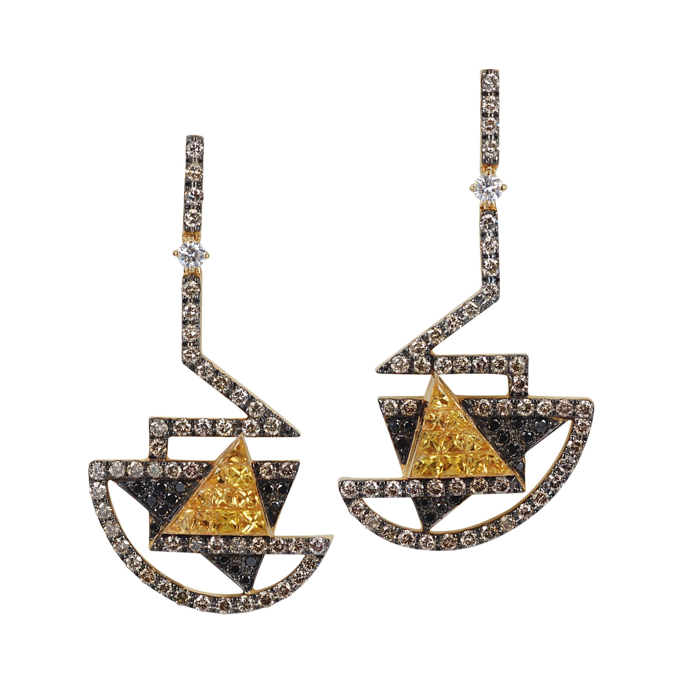 Kavant & Sharart Boucles d'oreilles en or jaune 18 carats avec saphir jaune et diamants en vente