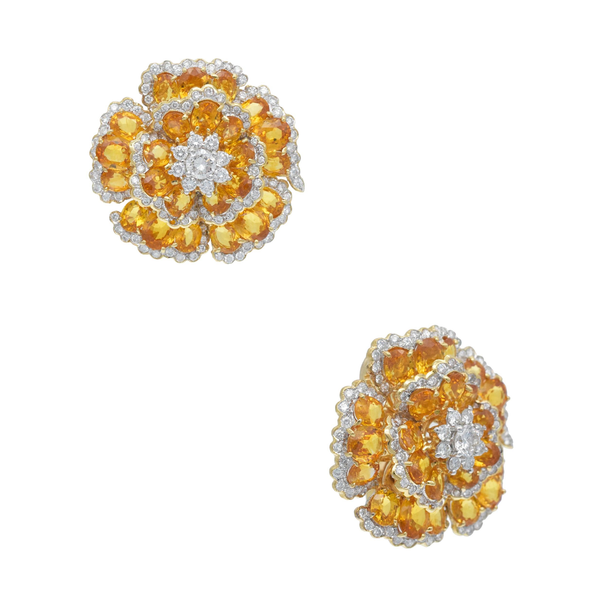 Artiste Saphir jaune et  Clip d'oreille fleur en diamant en vente