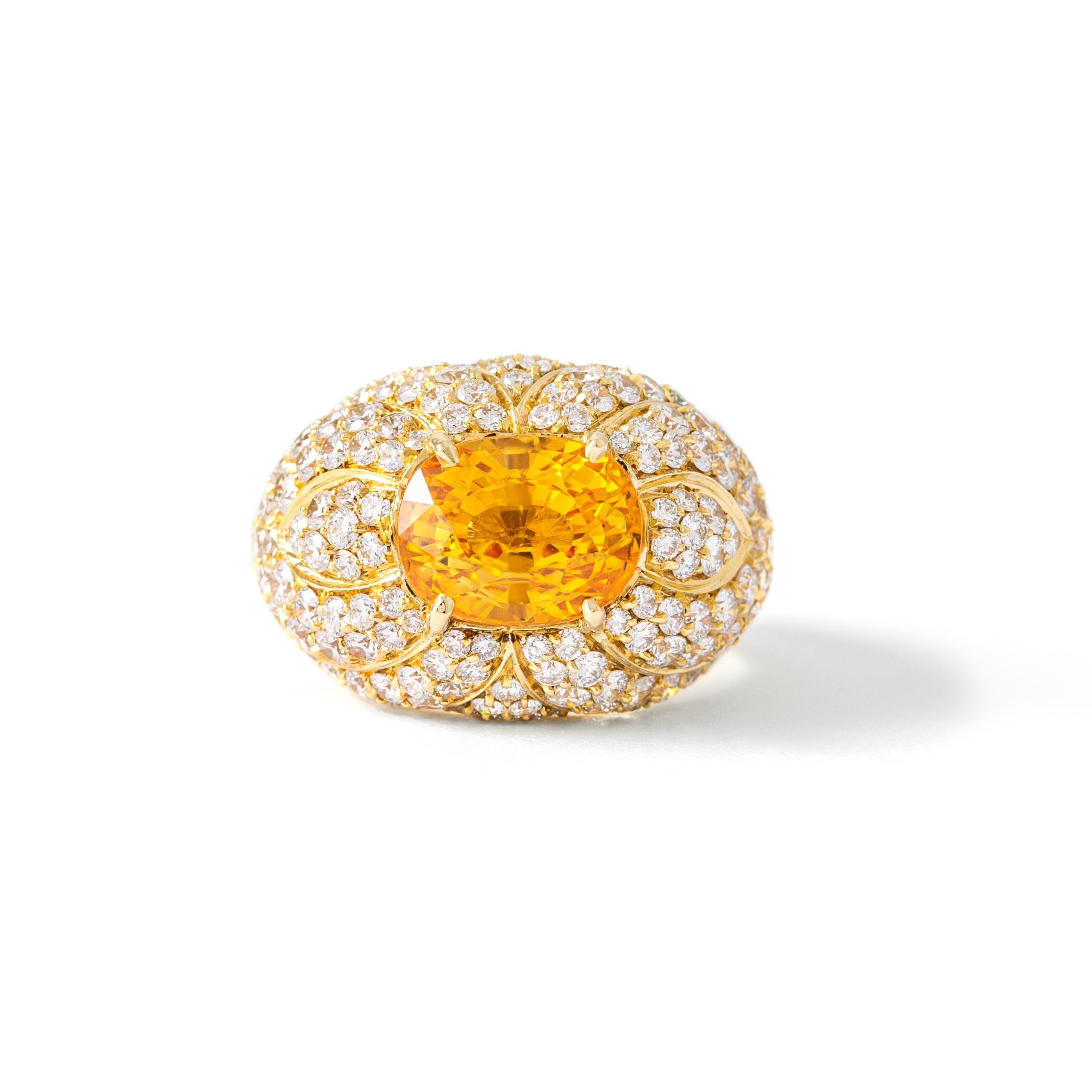 Ring in 18kt yellow gold set with one yellow oval cut 5.73 cts and 142 diamonds 2.67 cts Size 52                