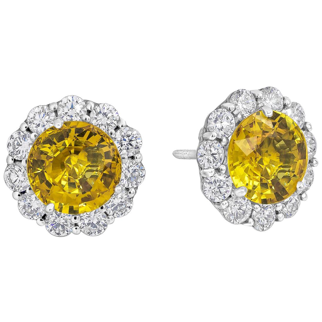 GIA Certified Heart Shape Yellow Diamond Halo Stud Earrings at 1stDibs