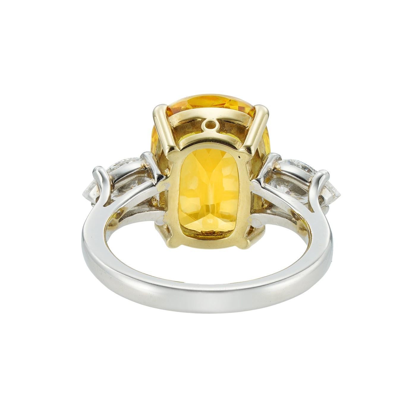 Gelber Saphir und Diamant-Ring (Brillantschliff)