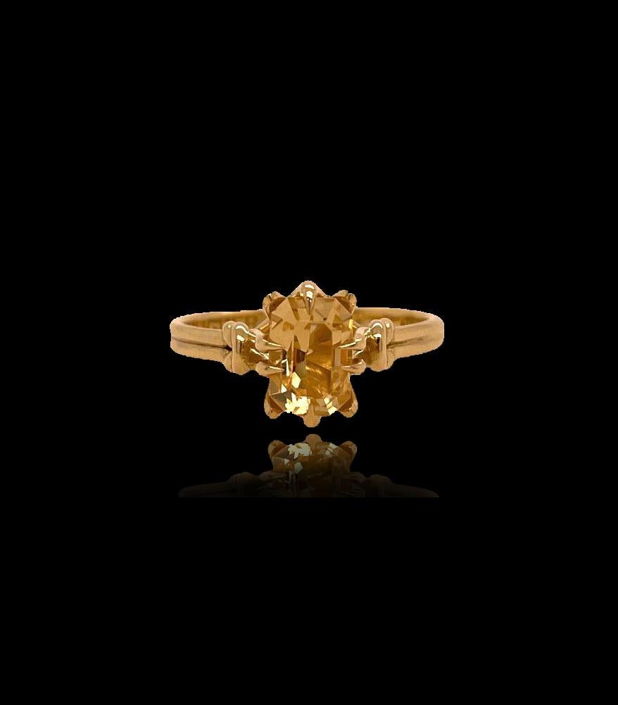 1ct Citrine and Diamond Reef Knot solitaire in 18k yellow gold with diamonds For Sale 2