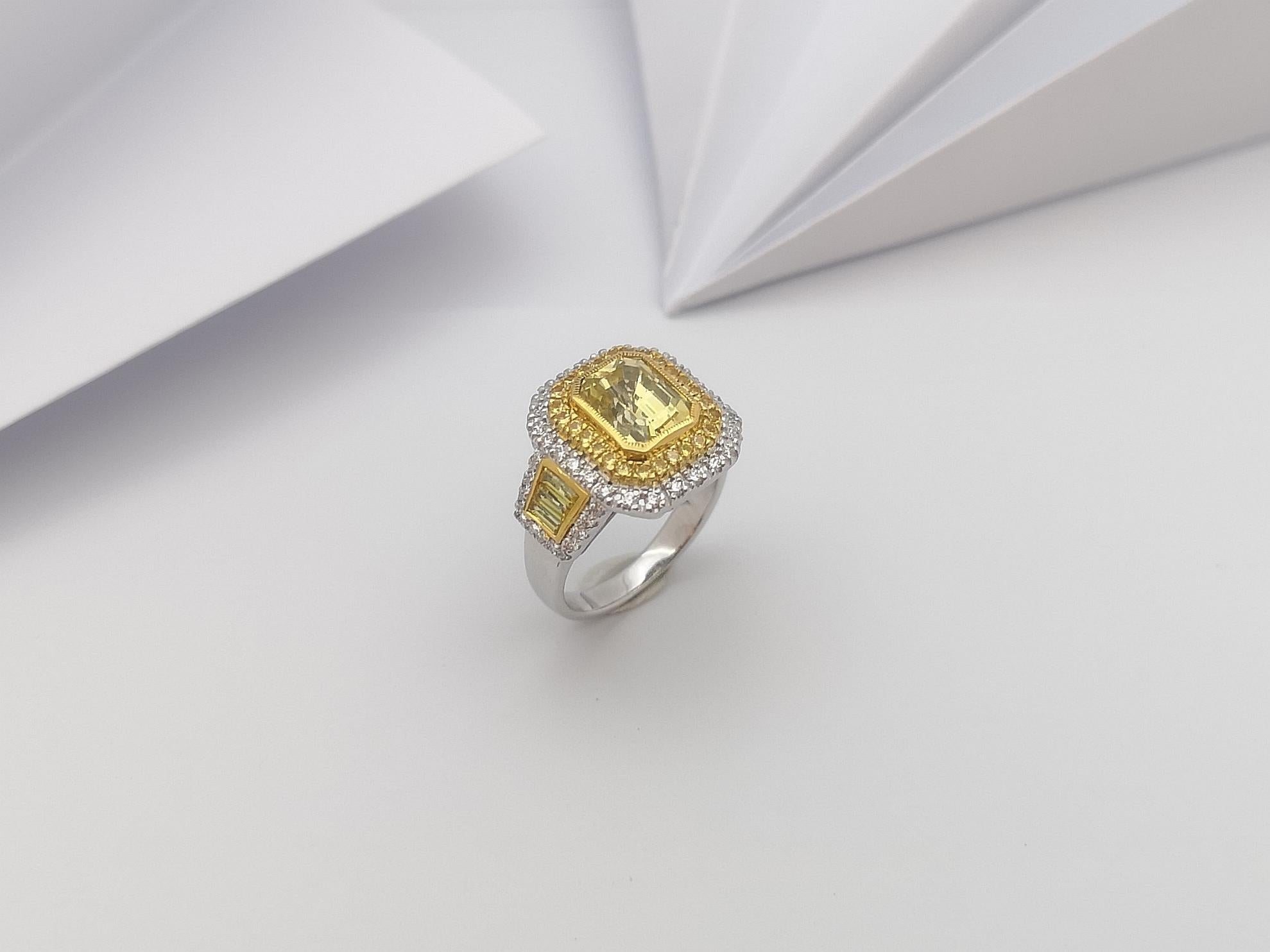 Yellow Sapphire and Diamond Ring Set in 18 Karat White Gold Settings For Sale 8