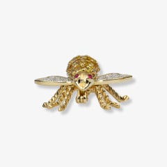 Yellow Sapphire and Diamond Vintage Bee Brooch in 18 Karat Yellow Gold