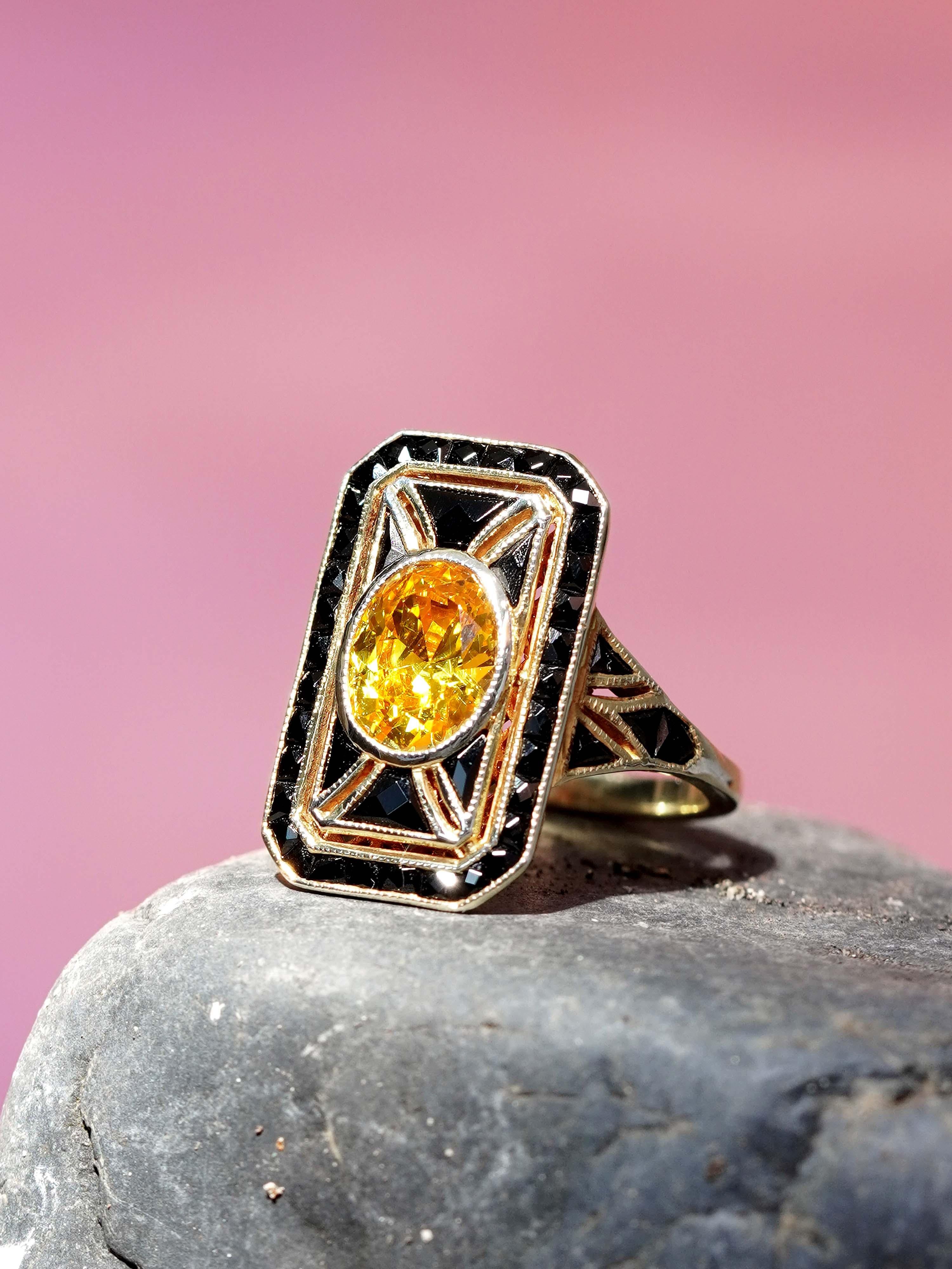 Yellow Sapphire and Onyx Art Deco Style Dinner Ring in 14K Yellow Gold For Sale 2