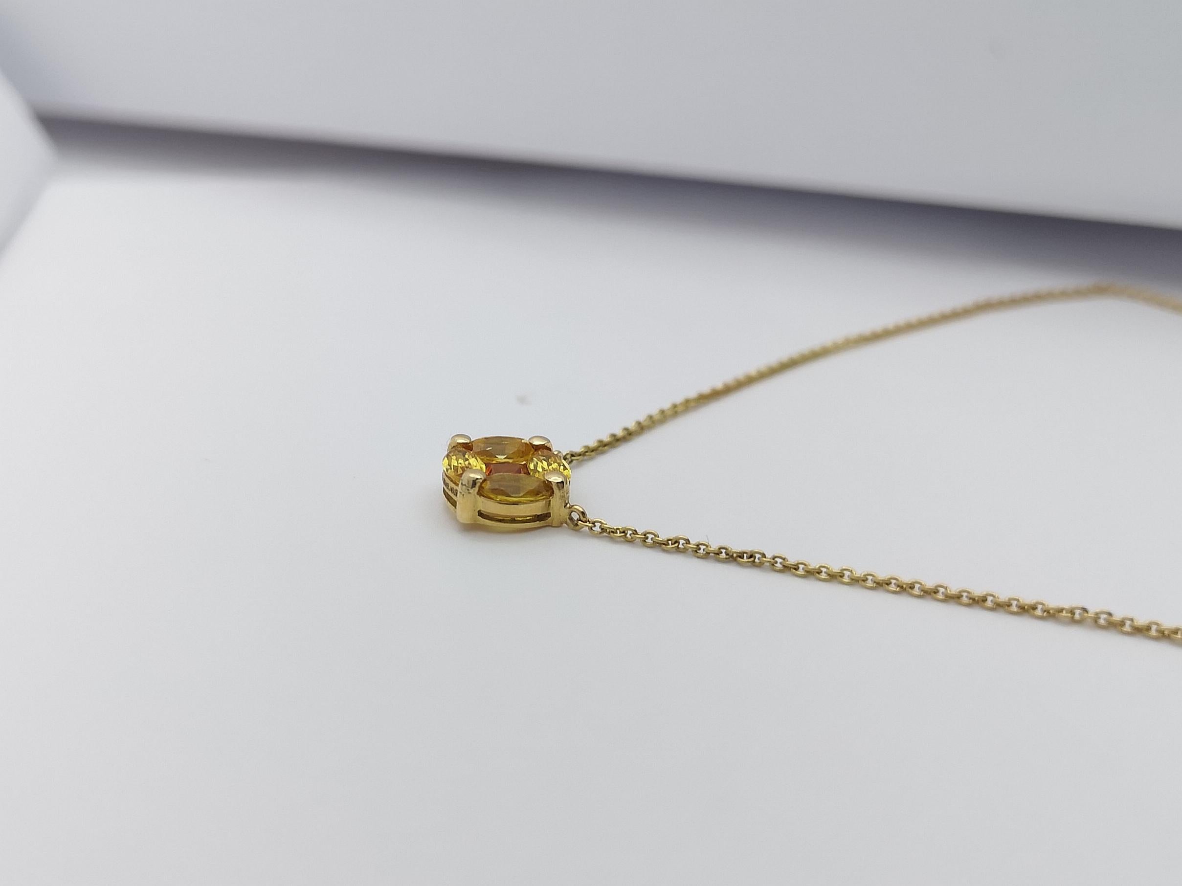 Yellow Sapphire and Orange Sapphire Necklace set in 18 Karat Gold Settings For Sale 3