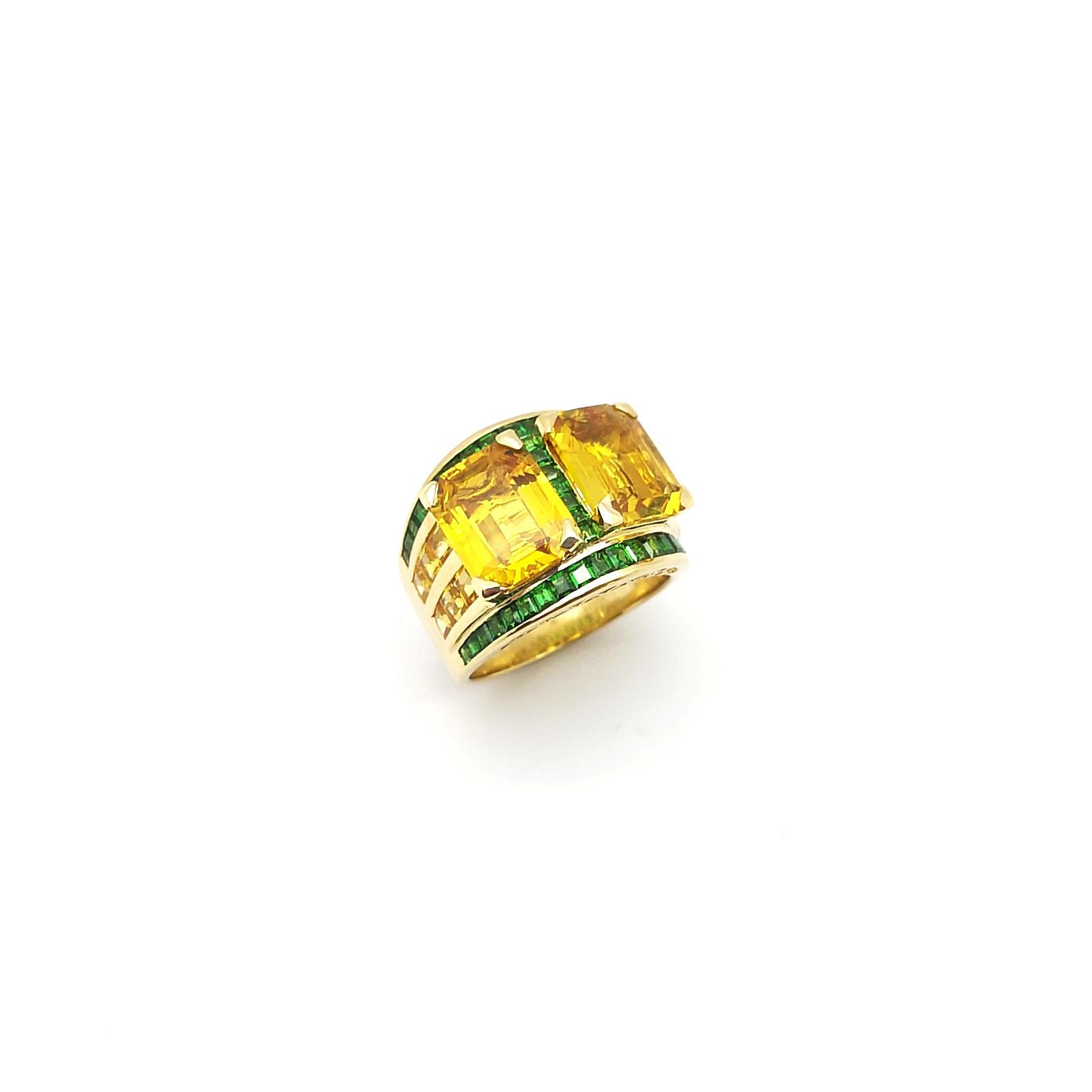 Bague en or 18 carats avec saphir jaune et tsavorite en vente 8
