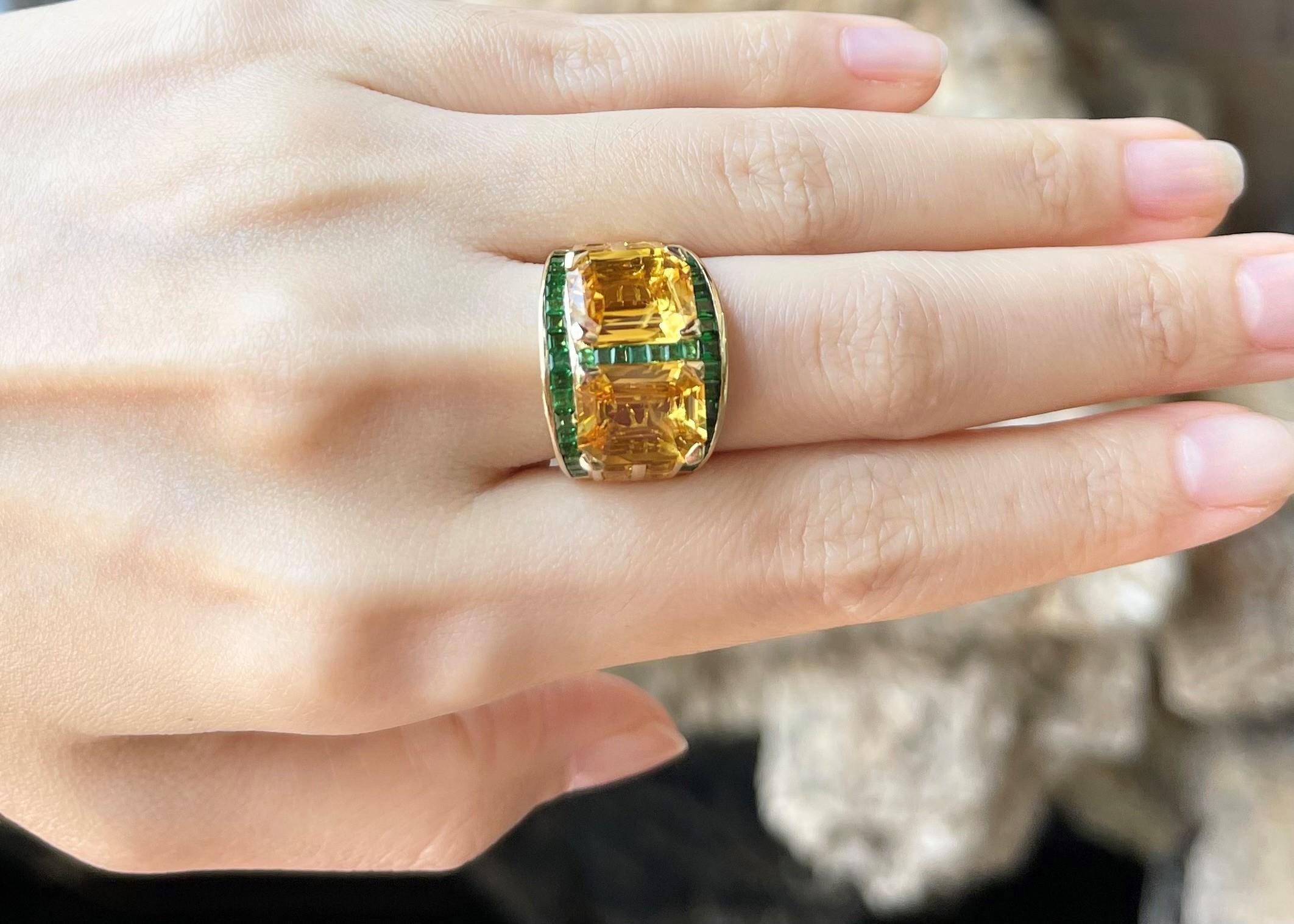 Bague en or 18 carats avec saphir jaune et tsavorite en vente 1