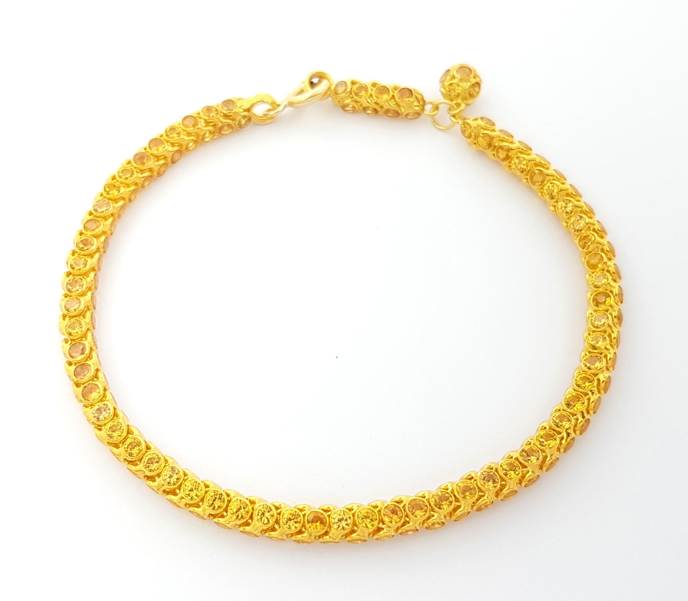 Yellow Sapphire Bracelet set in 18K Gold Settings For Sale 1