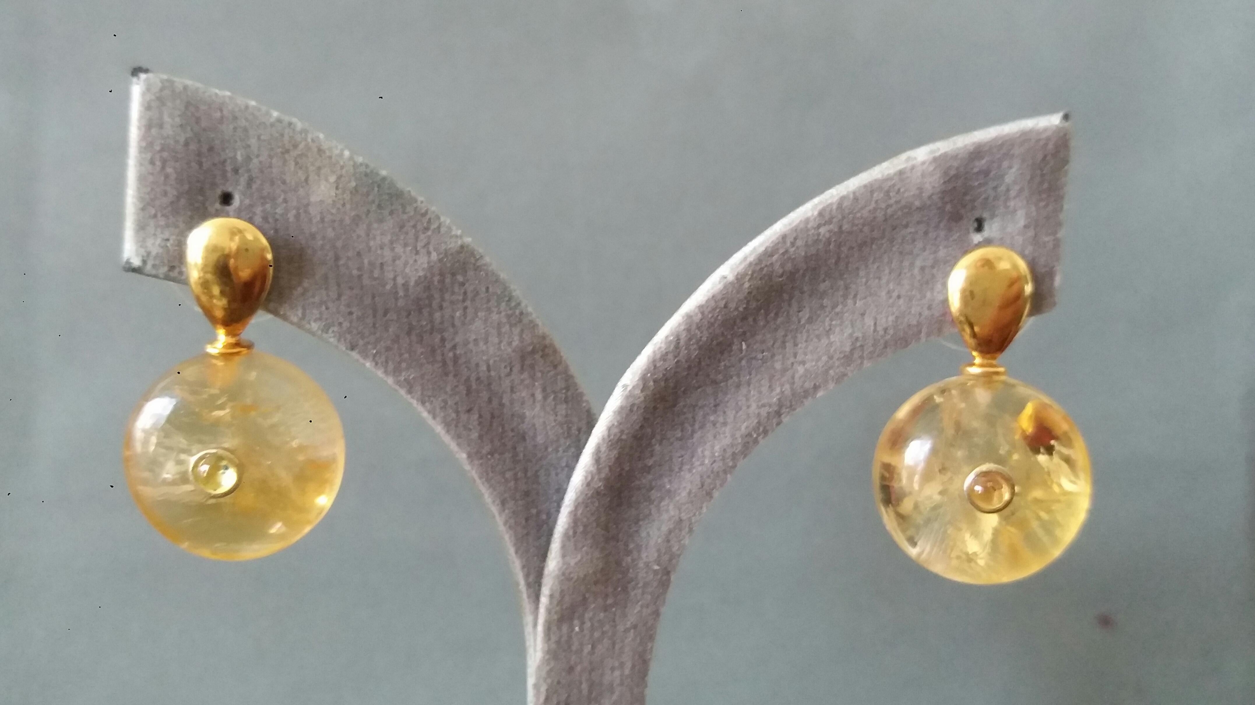 Boucles d'oreilles Citrines en forme de roue en or gris saphir jaune en forme de goutte plate en vente 9