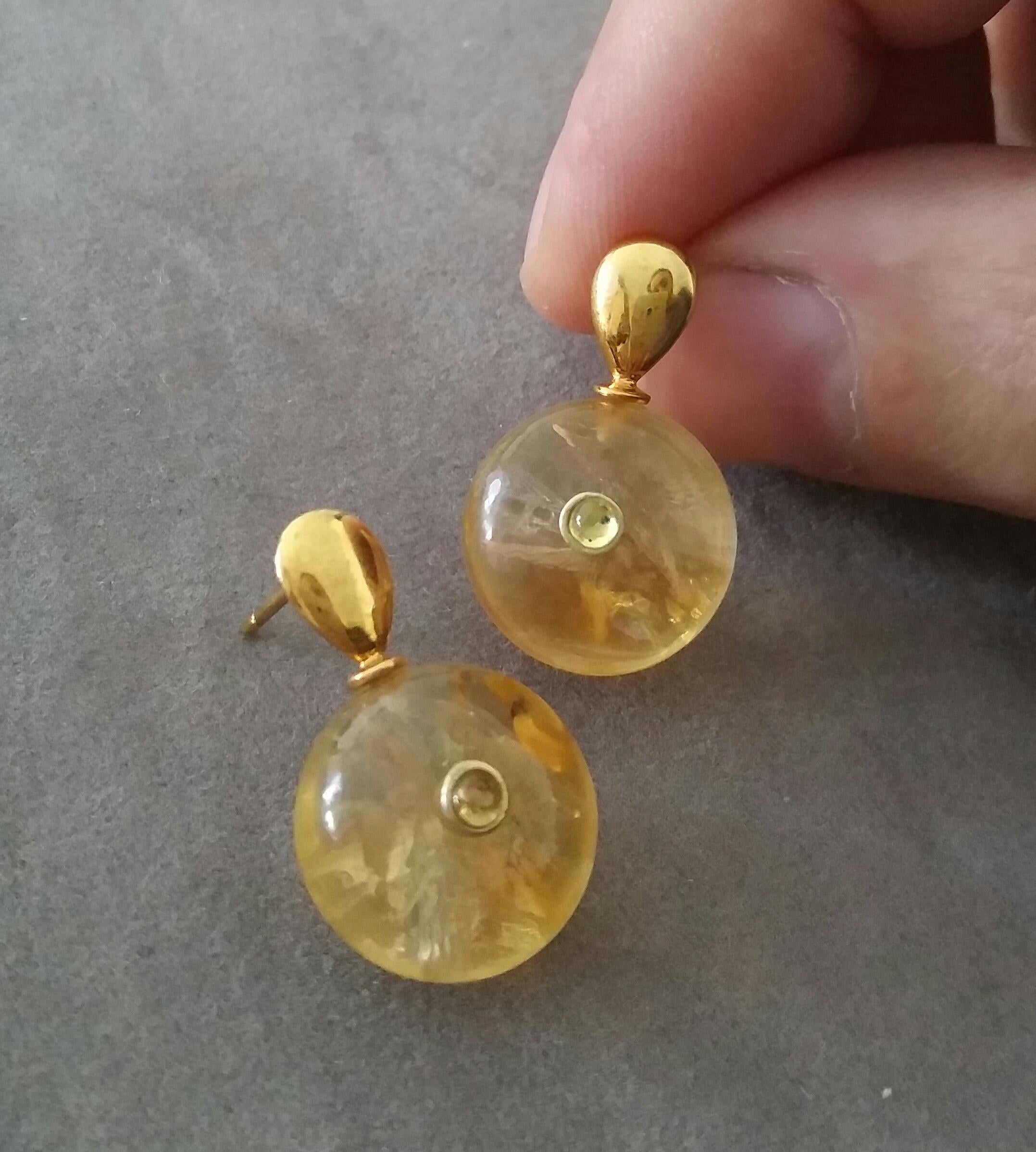 Boucles d'oreilles Citrines en forme de roue en or gris saphir jaune en forme de goutte plate en vente 3