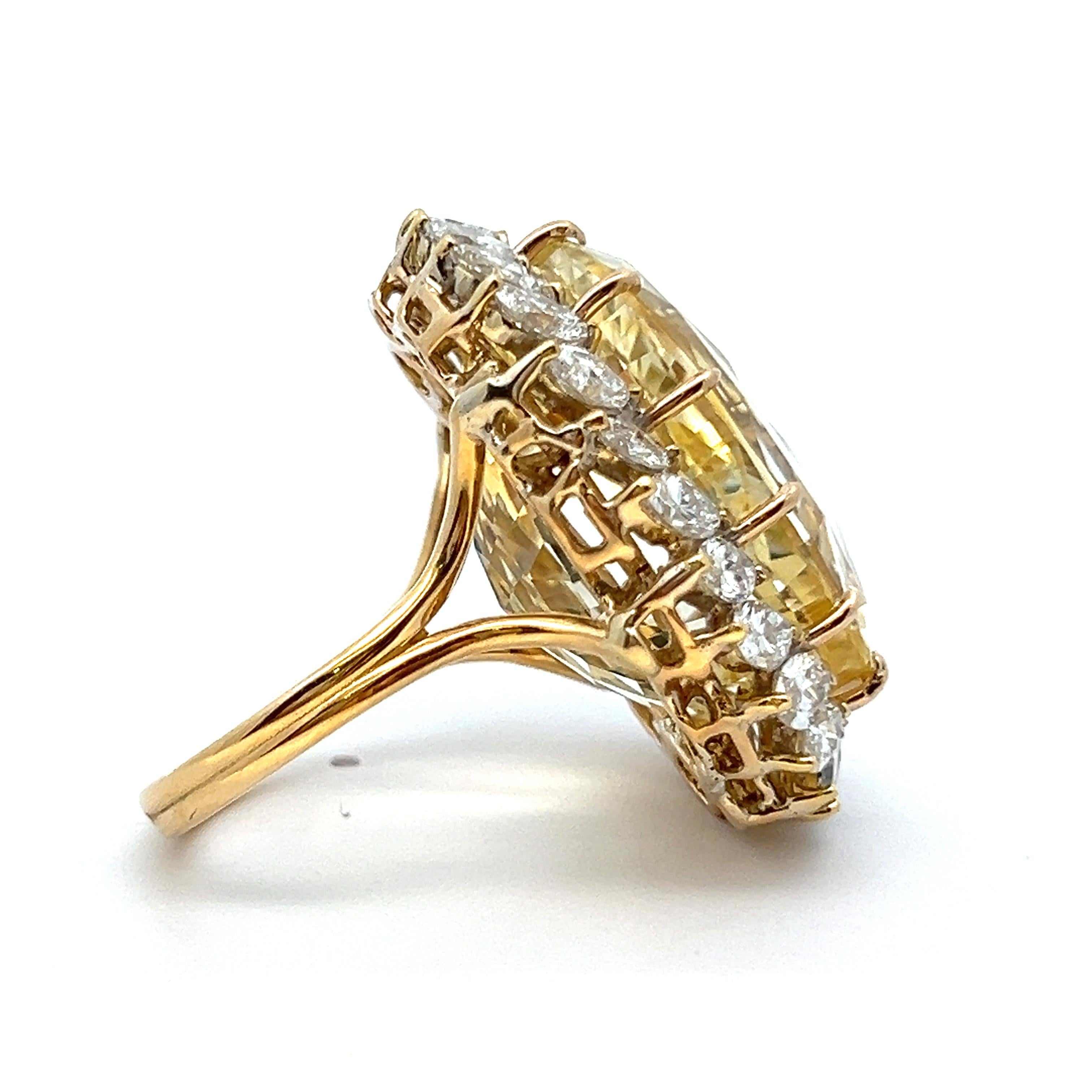 Women's Yellow Sapphire Cocktail Ring For Sale