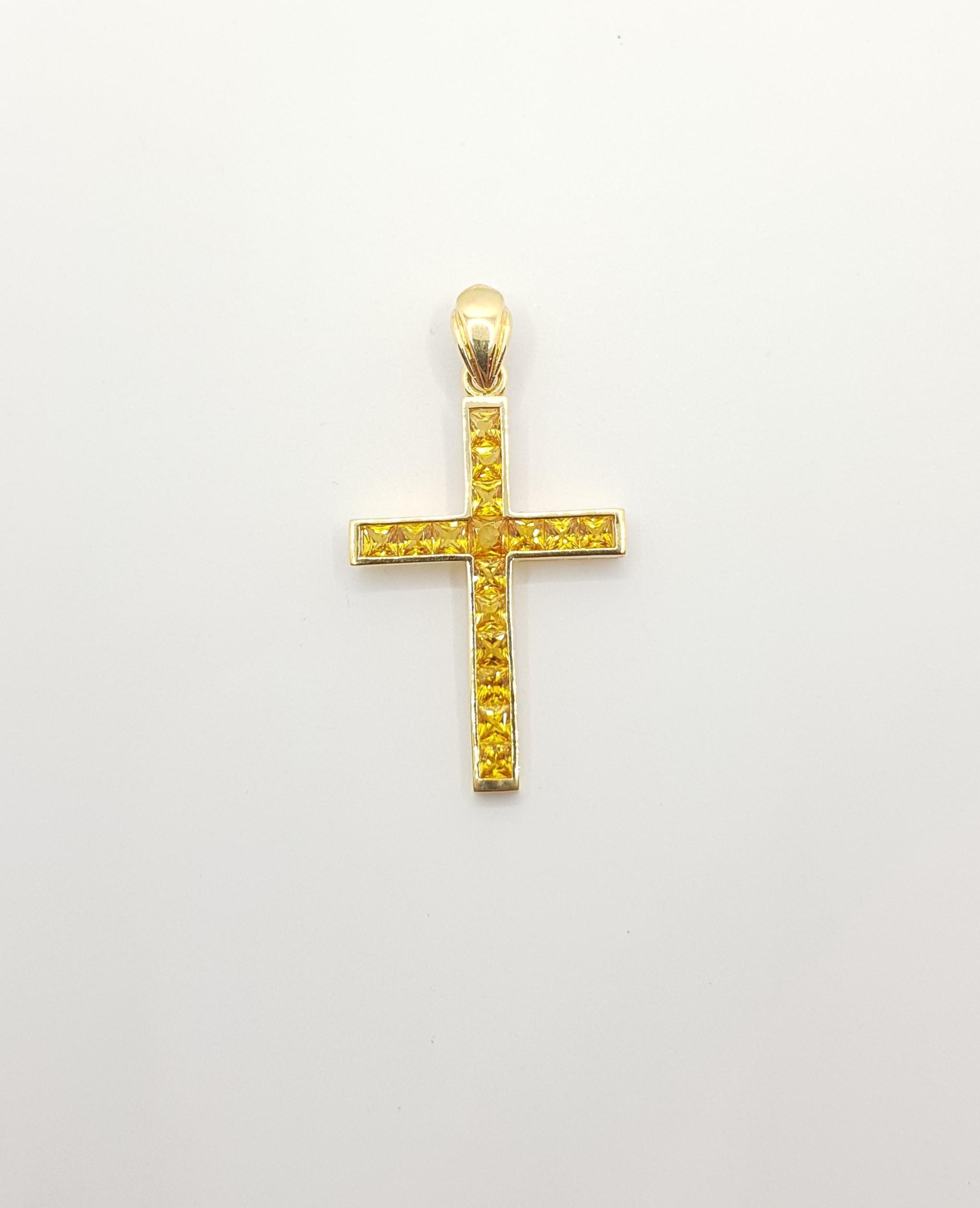 Contemporary Yellow Sapphire Cross Pendant Set in 18 Karat Gold Settings For Sale