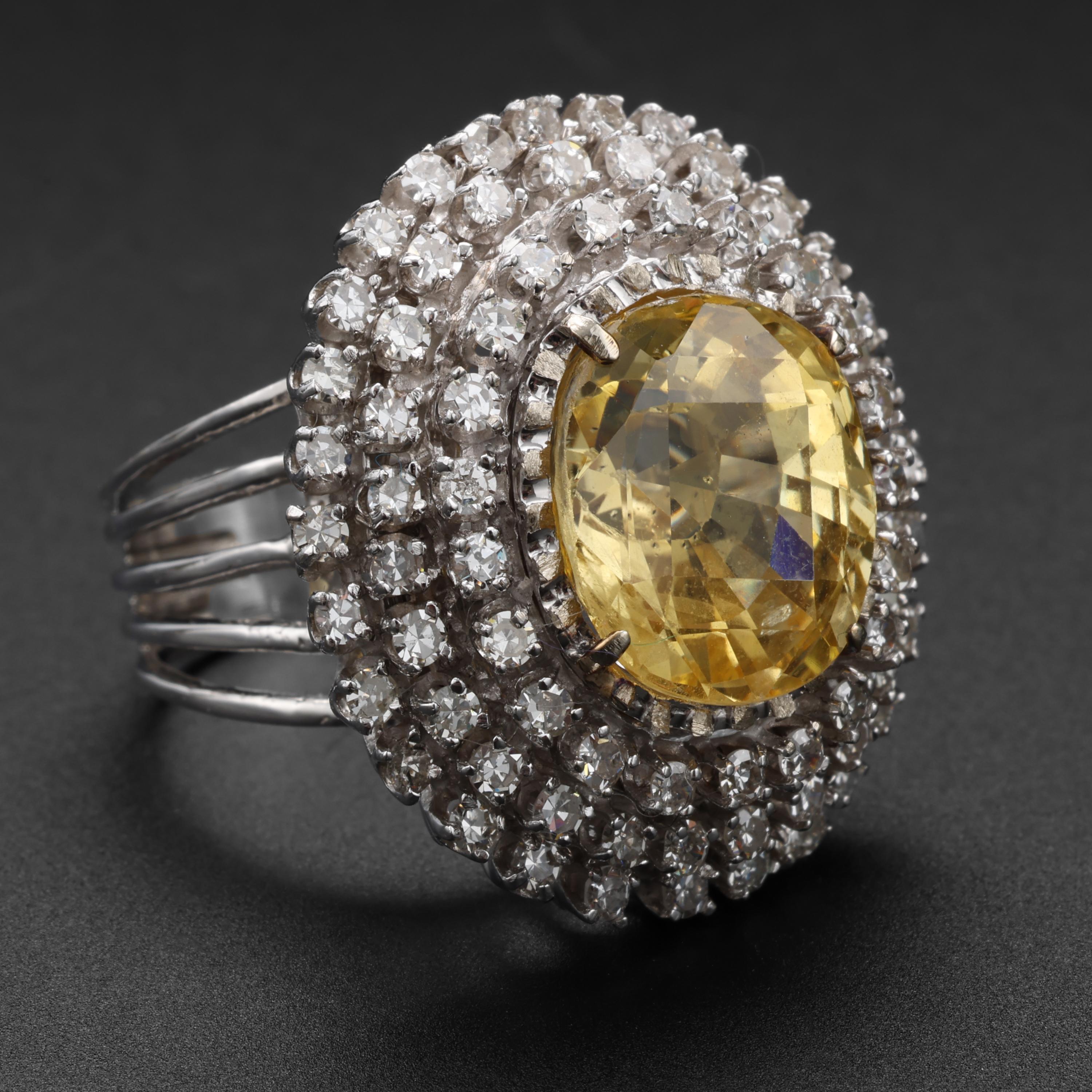 Yellow Sapphire & Diamond Ring Retro GIA Certified No-Heat 12.5 Carats In Excellent Condition For Sale In Southbury, CT