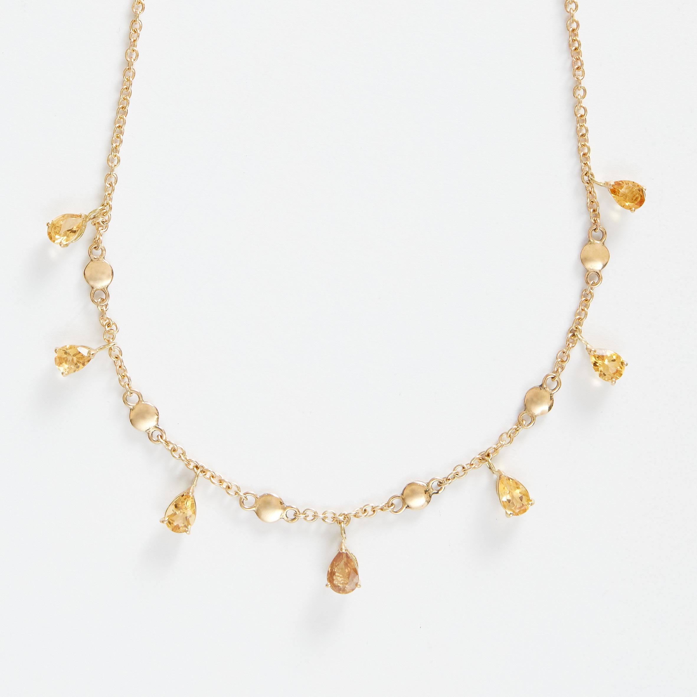 Radiant Cut Collier en or avec gouttes de saphir jaune  en vente