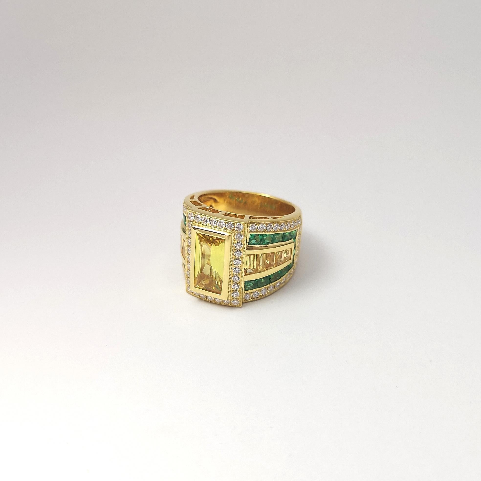 Ring mit gelbem Saphir, Smaragd und Diamant in 18 Karat Goldfassungen gefasst im Angebot 8