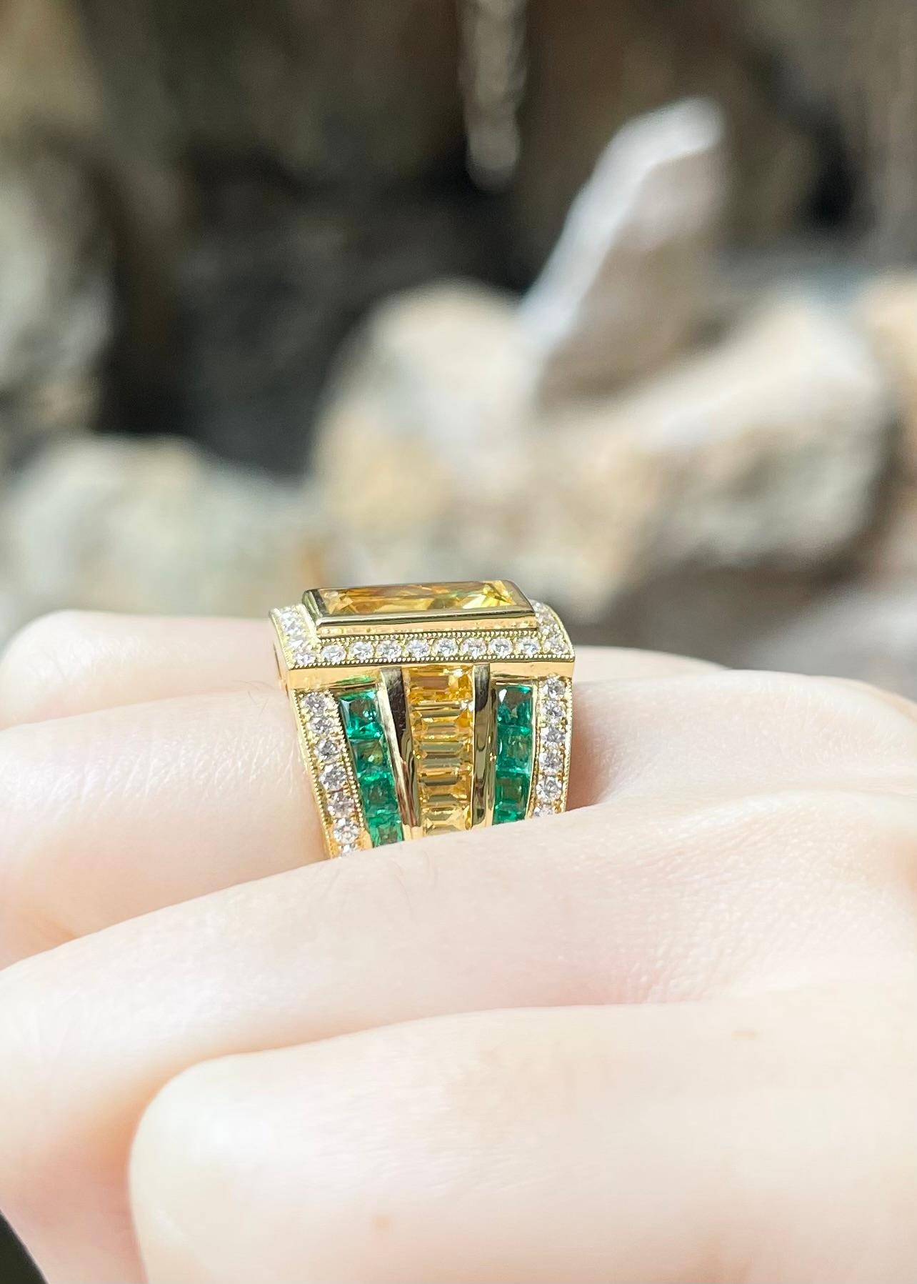 Ring mit gelbem Saphir, Smaragd und Diamant in 18 Karat Goldfassungen gefasst im Angebot 1