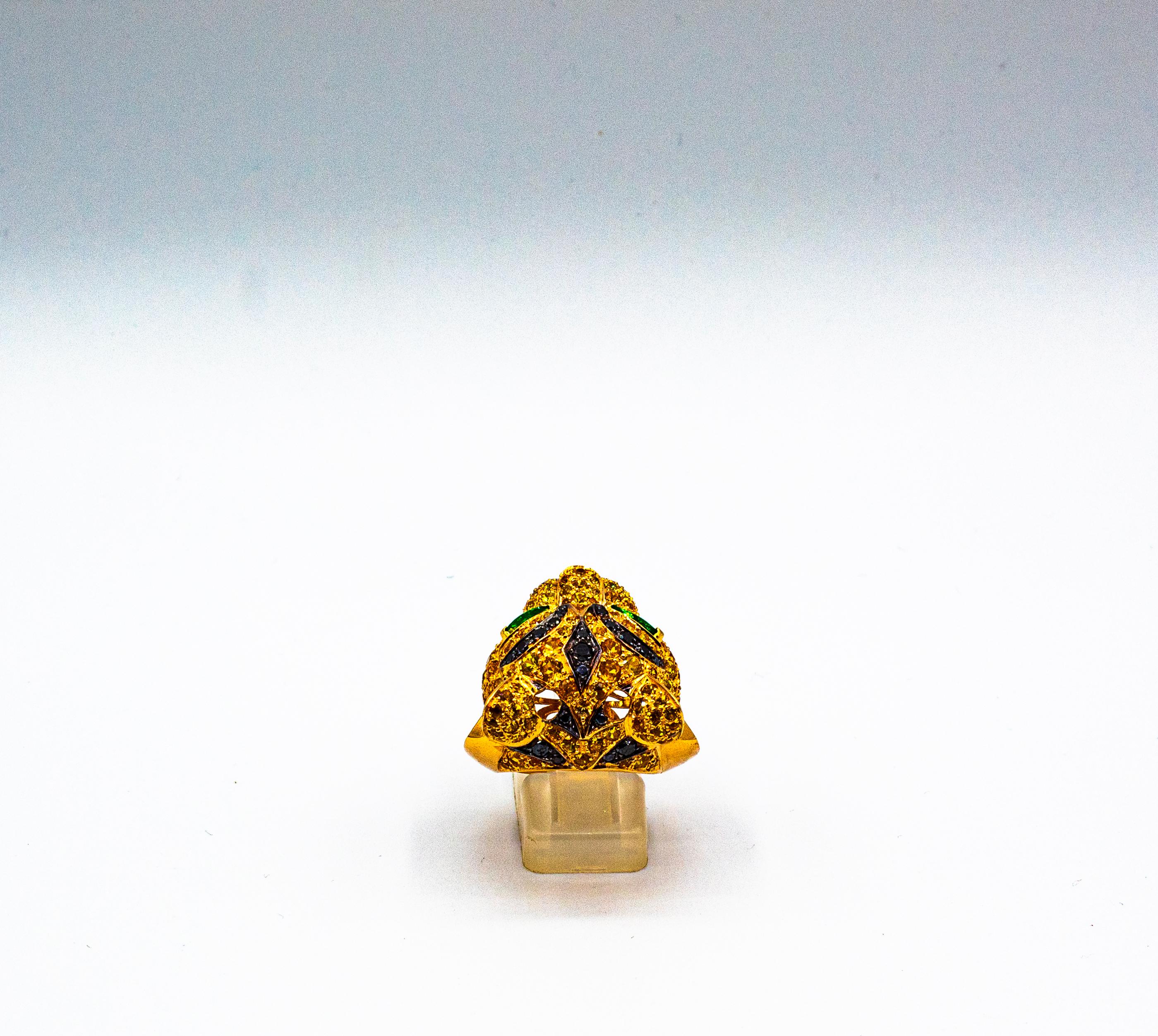 Yellow Sapphire Emerald Black & White Diamond Yellow Gold Tiger Ring Necklace For Sale 3