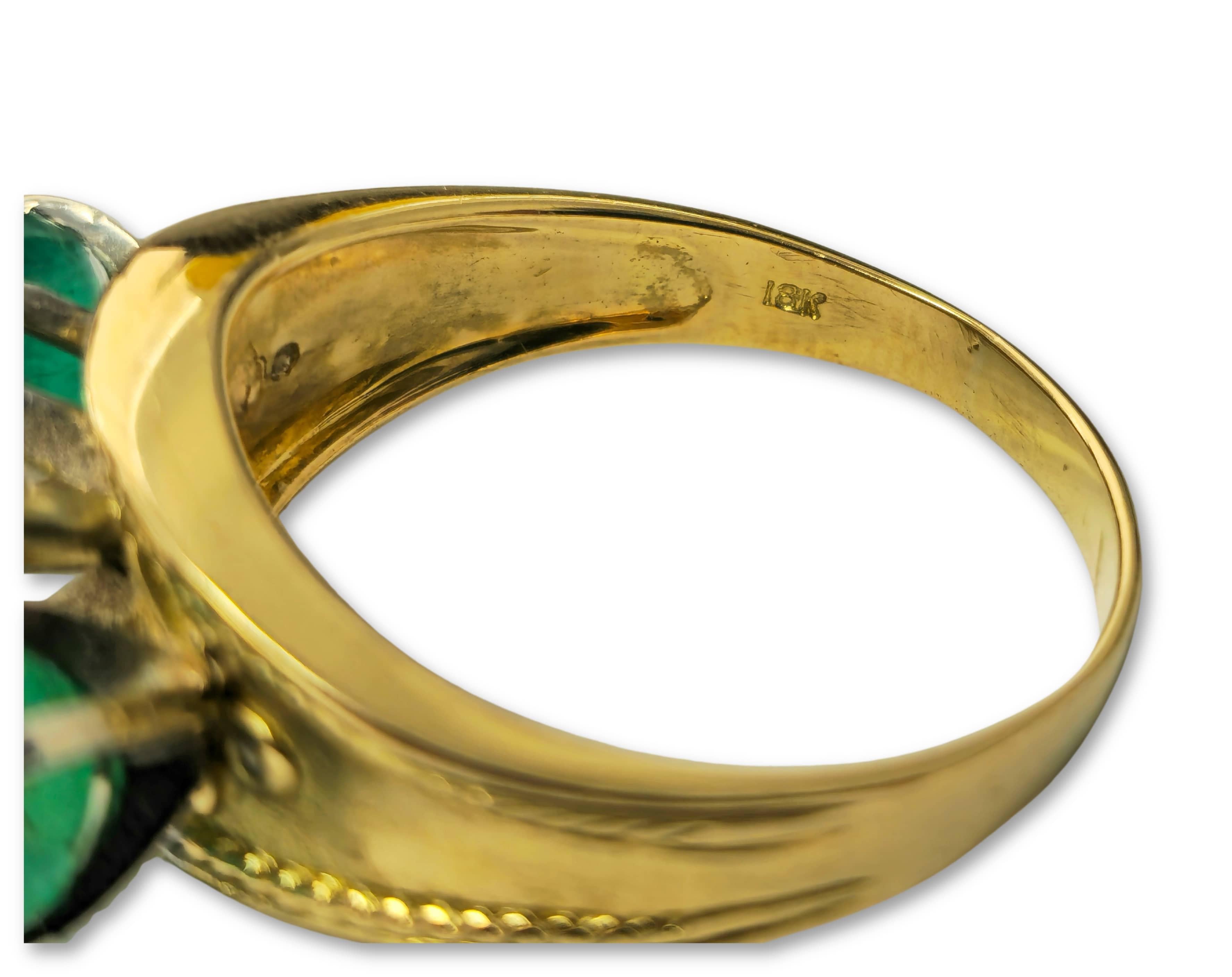 Art Deco Yellow Sapphire & Emerald Cocktail Ring in 18k yellow Gold For Sale