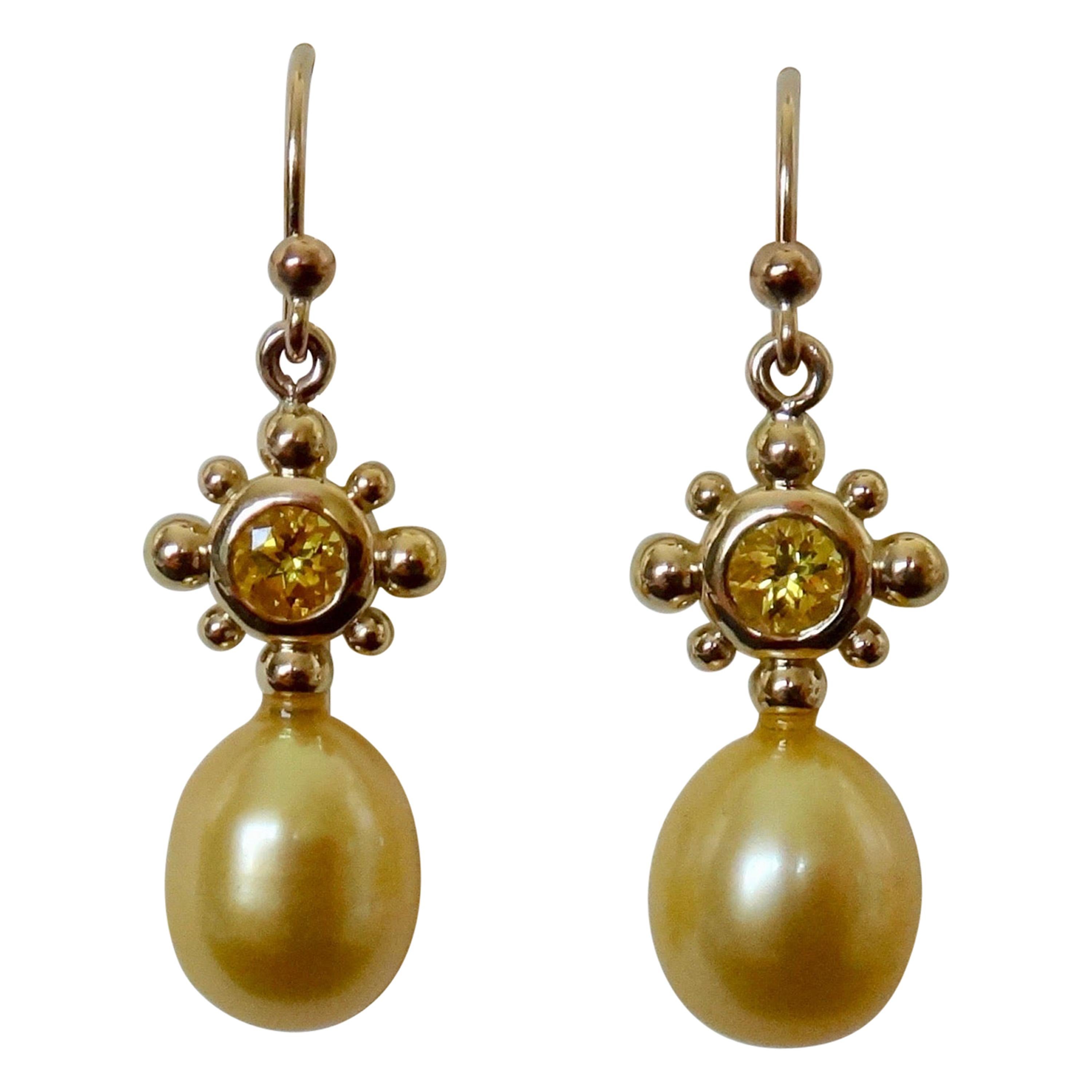 Yellow Sapphire Golden South Seas Pearl 18 Karat Yellow Gold Dangle Earrings