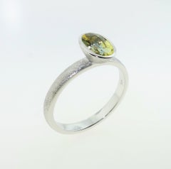 Yellow Sapphire Modernist 18 Karat Gold Stacking Ring Fine Estate Jewelry