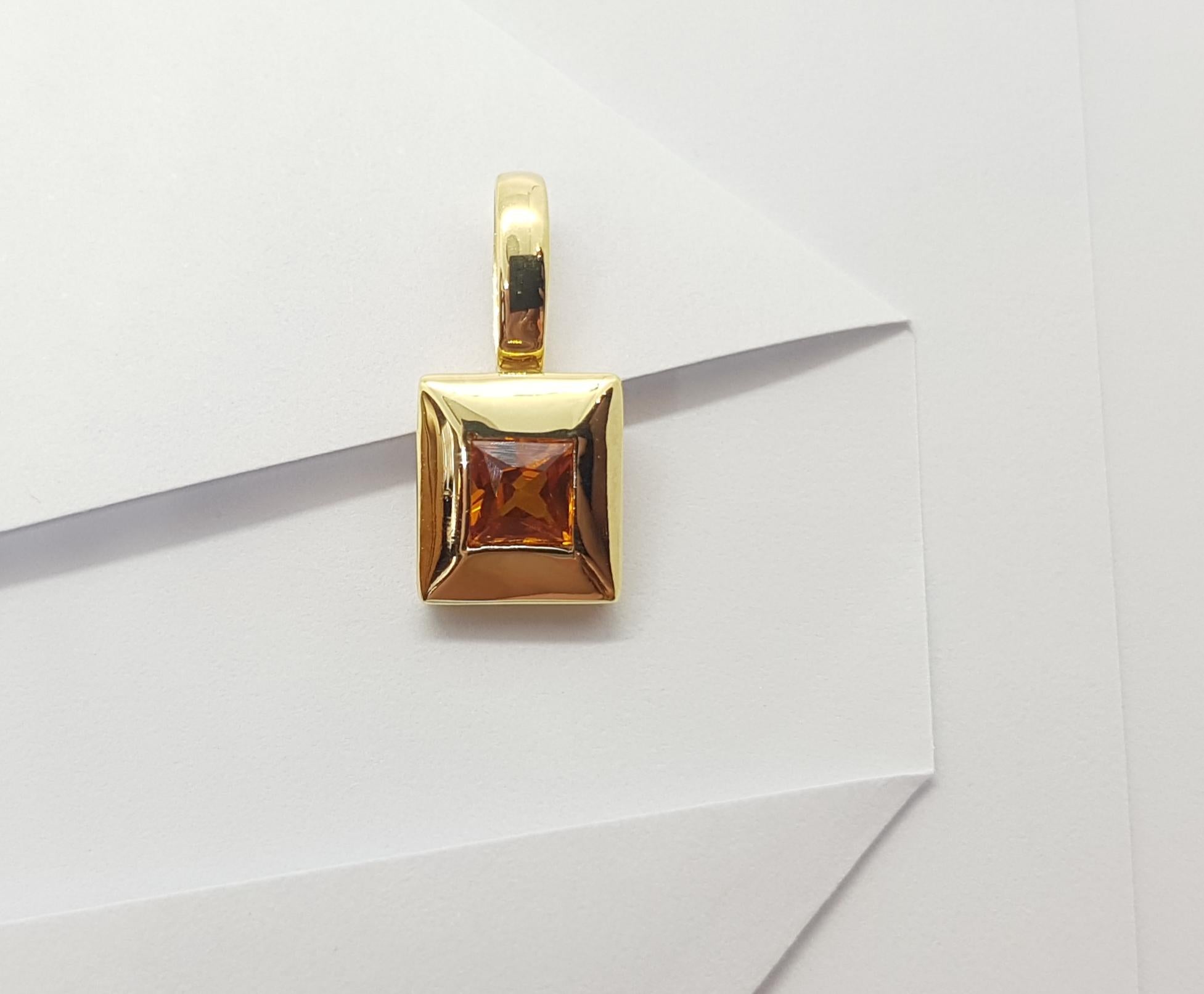 Princess Cut Yellow Sapphire Pendant Set in 18 Karat Gold Settings For Sale