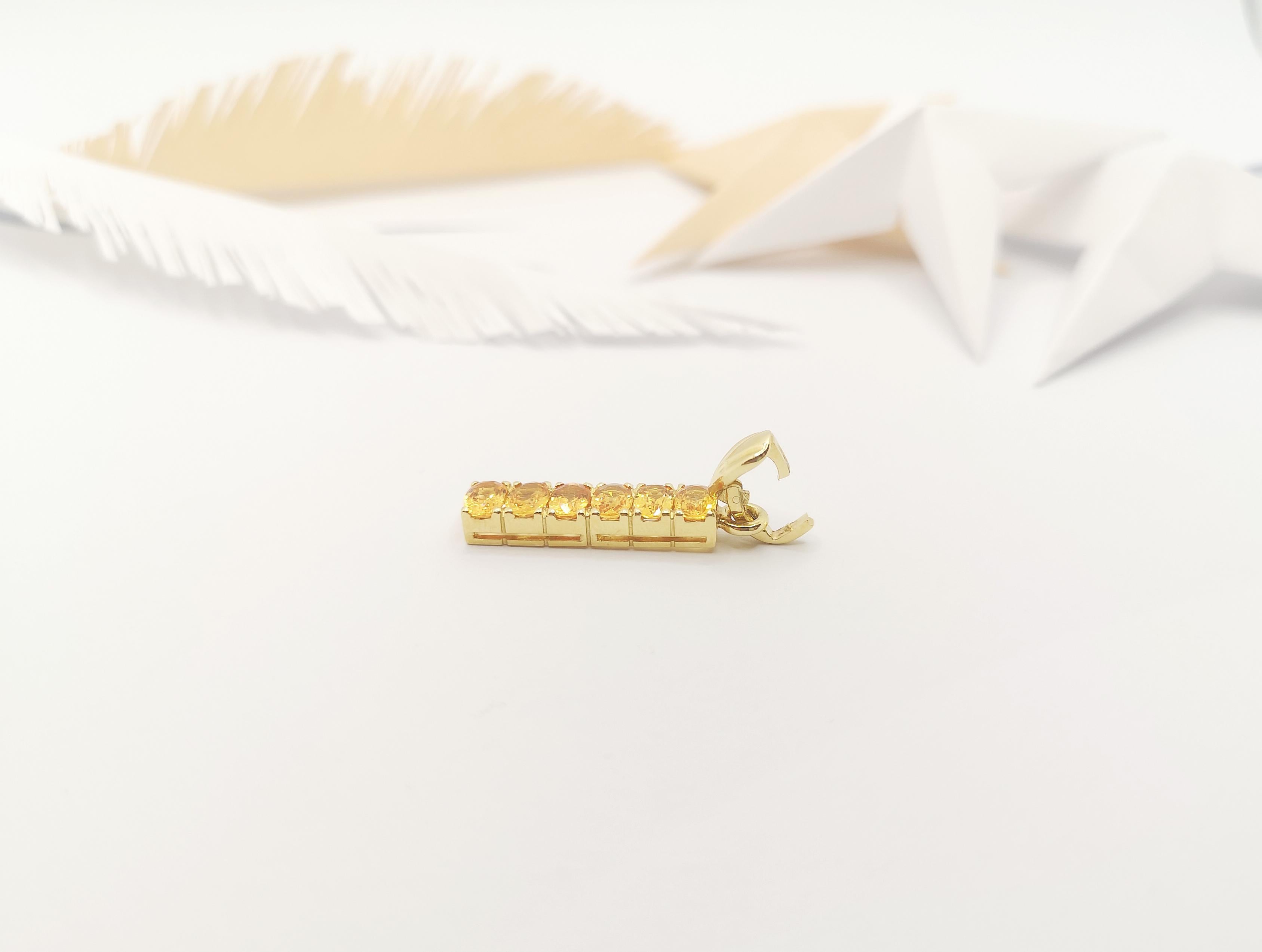 Yellow Sapphire Pendant Set in 18 Karat Gold Settings For Sale 1