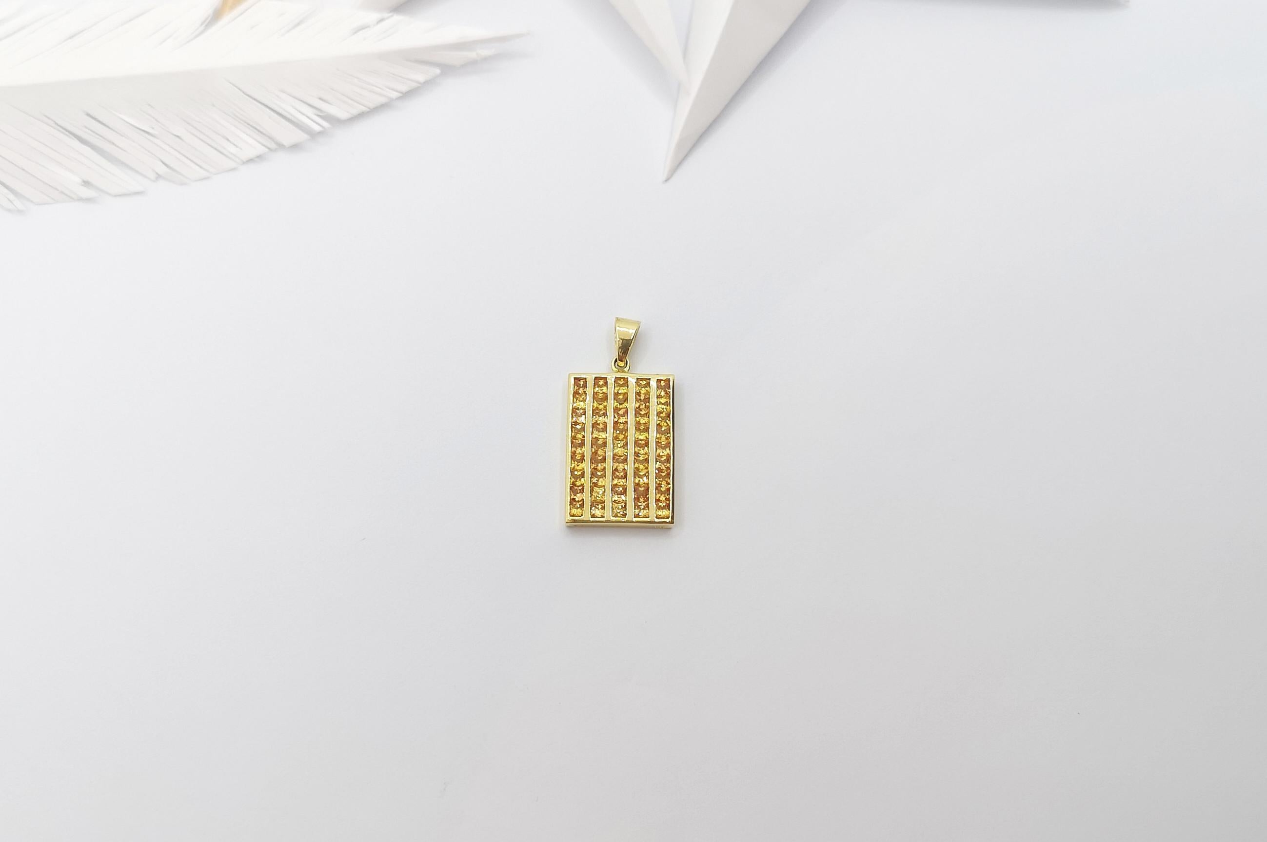 Pendentif en saphir jaune serti dans des montures en or 18 carats en vente 1