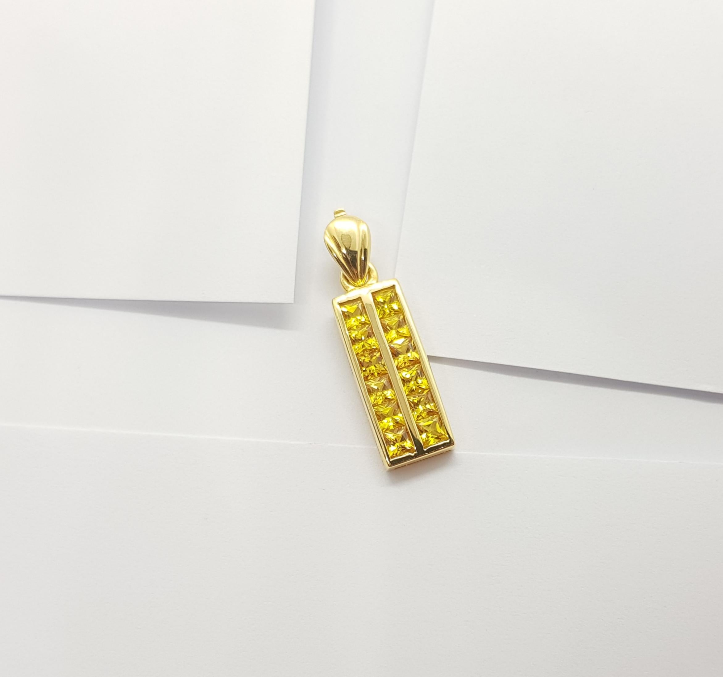 Pendentif en saphir jaune serti dans des montures en or 18 carats en vente 3