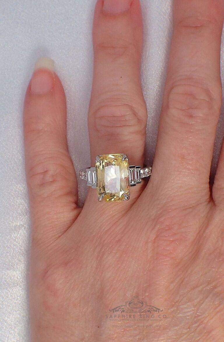 Yellow Sapphire Ring, 5.55ct Unheated Platinum Ceylon Sapphire GIA Certified For Sale 3