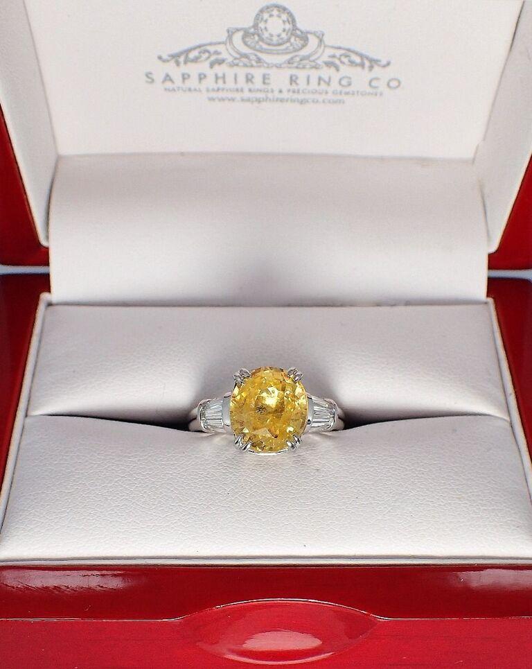 Yellow Sapphire Ring, 6.13 Carat Unheated Sapphire Platinum GIA Certified For Sale 2