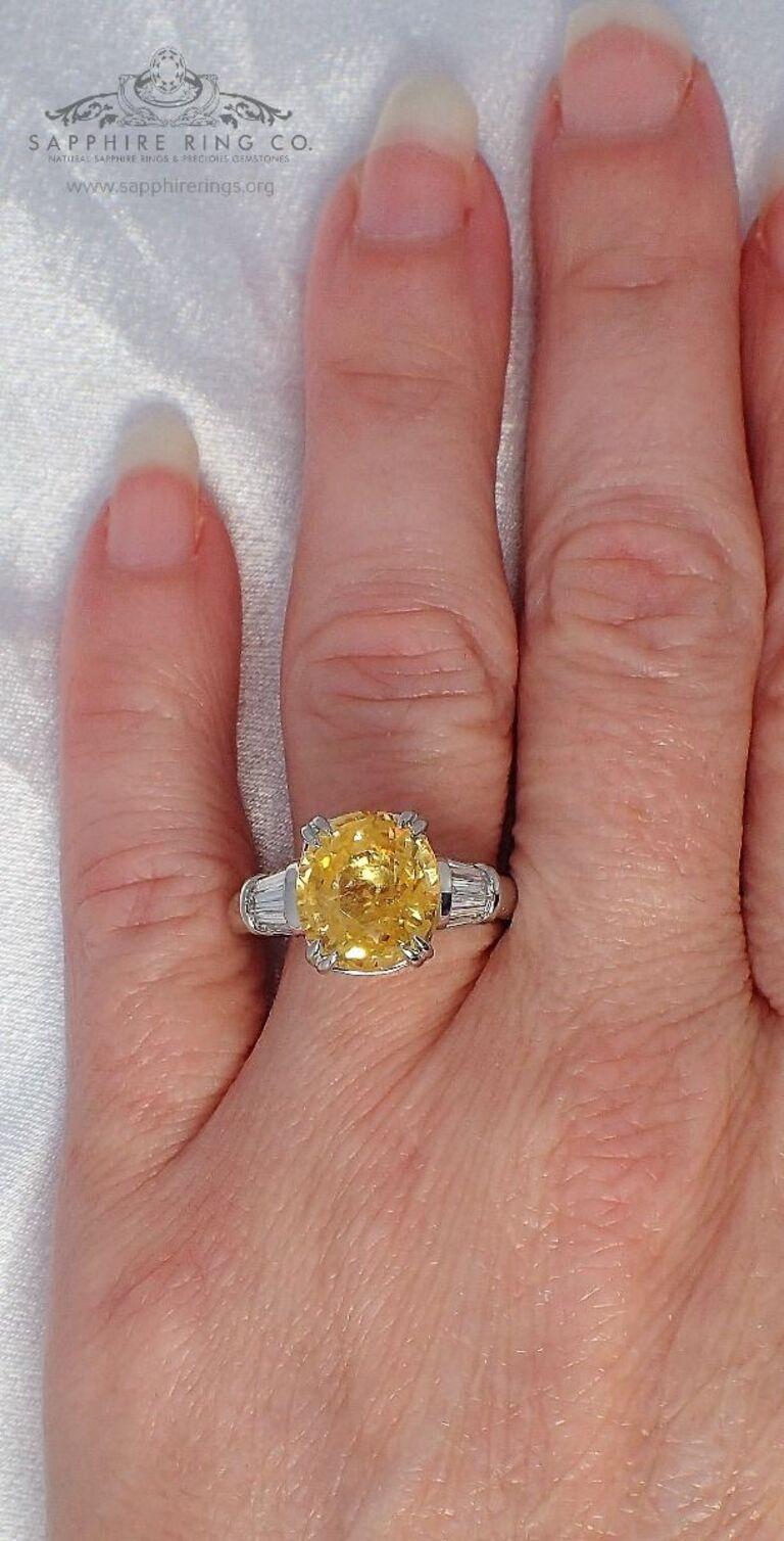 Yellow Sapphire Ring, 6.13 Carat Unheated Sapphire Platinum GIA Certified For Sale 1