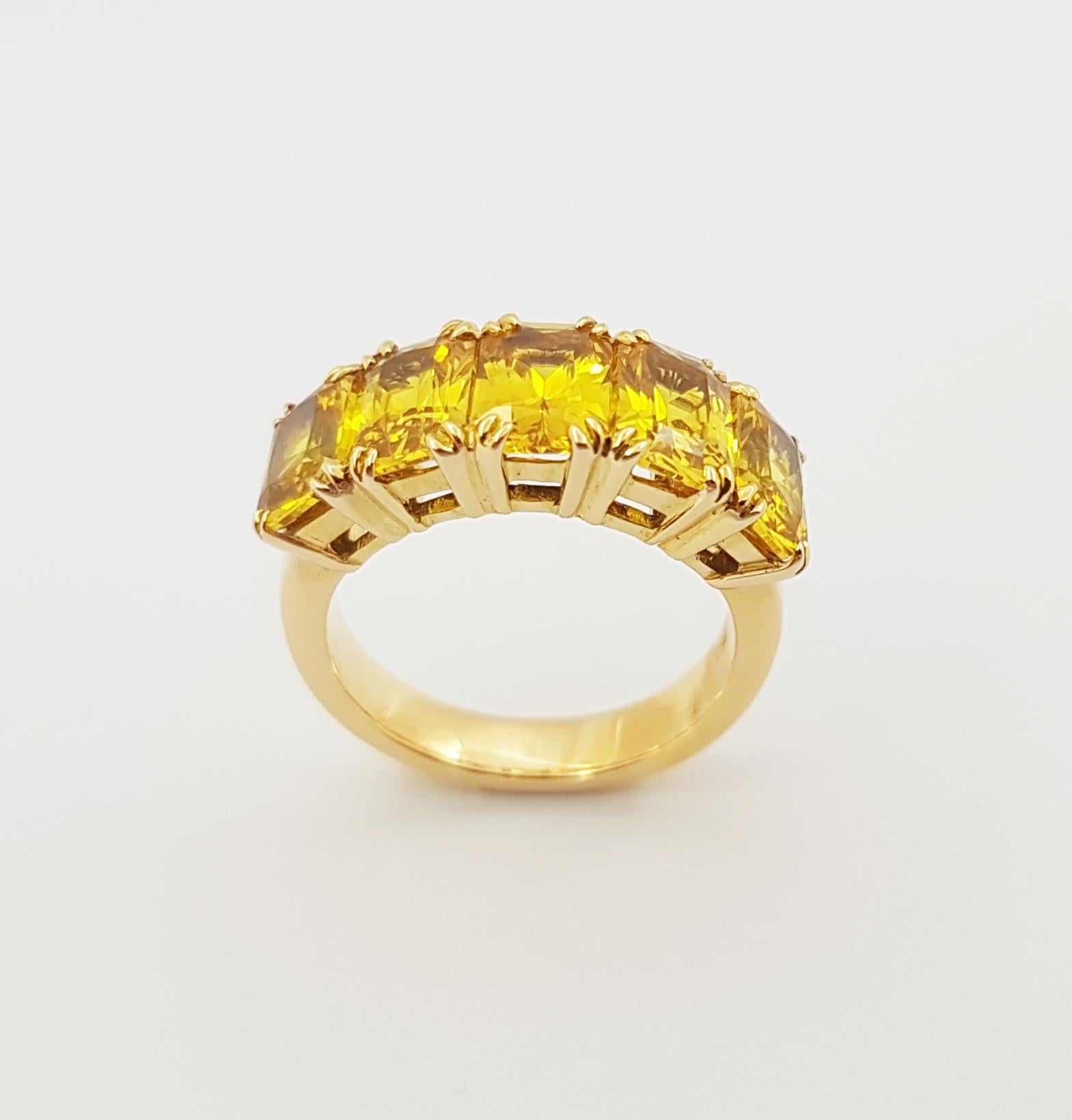 Yellow Sapphire Ring Set in 18 Karat Gold Settings For Sale 4