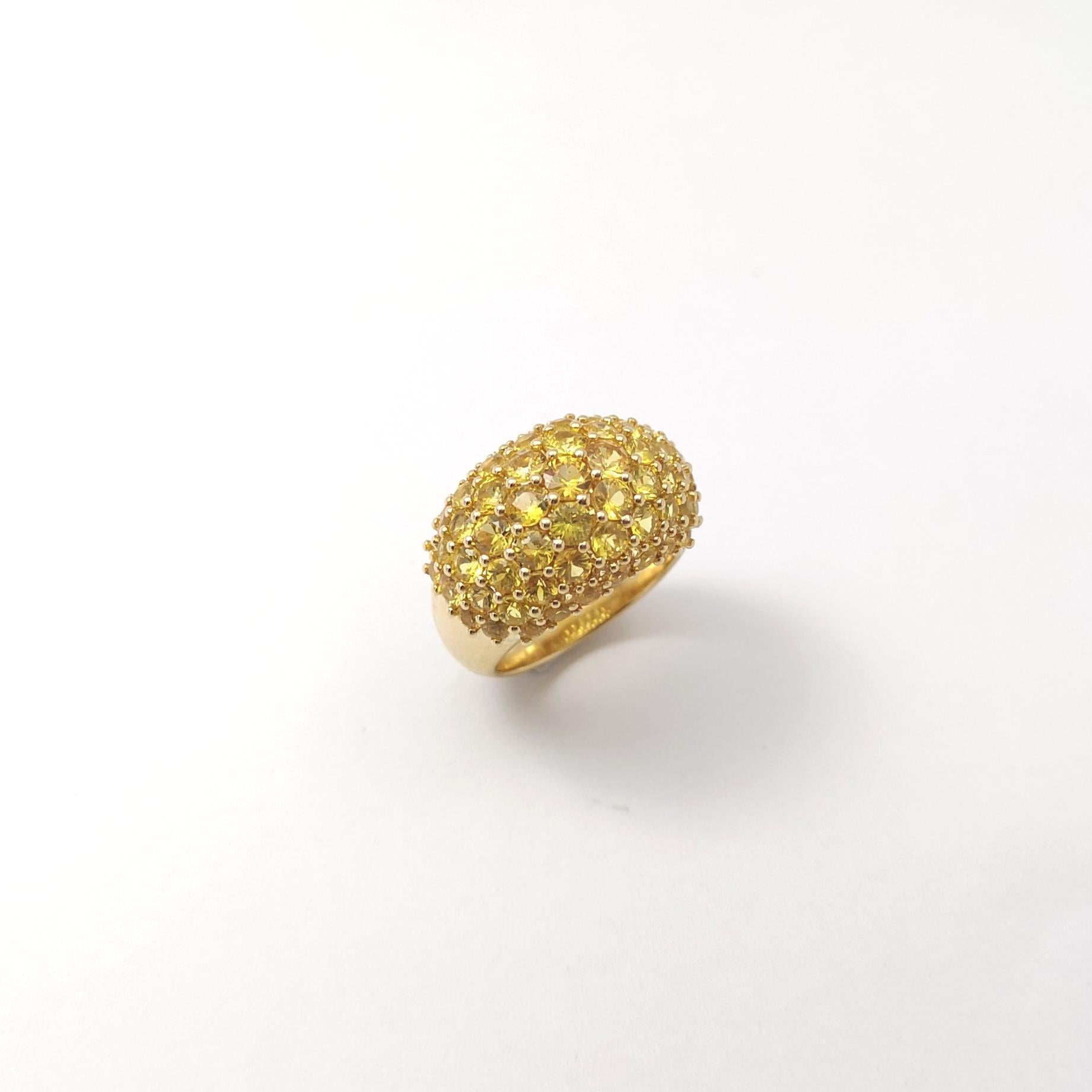 Anello con zaffiro giallo incastonato in oro 18 carati in vendita 4