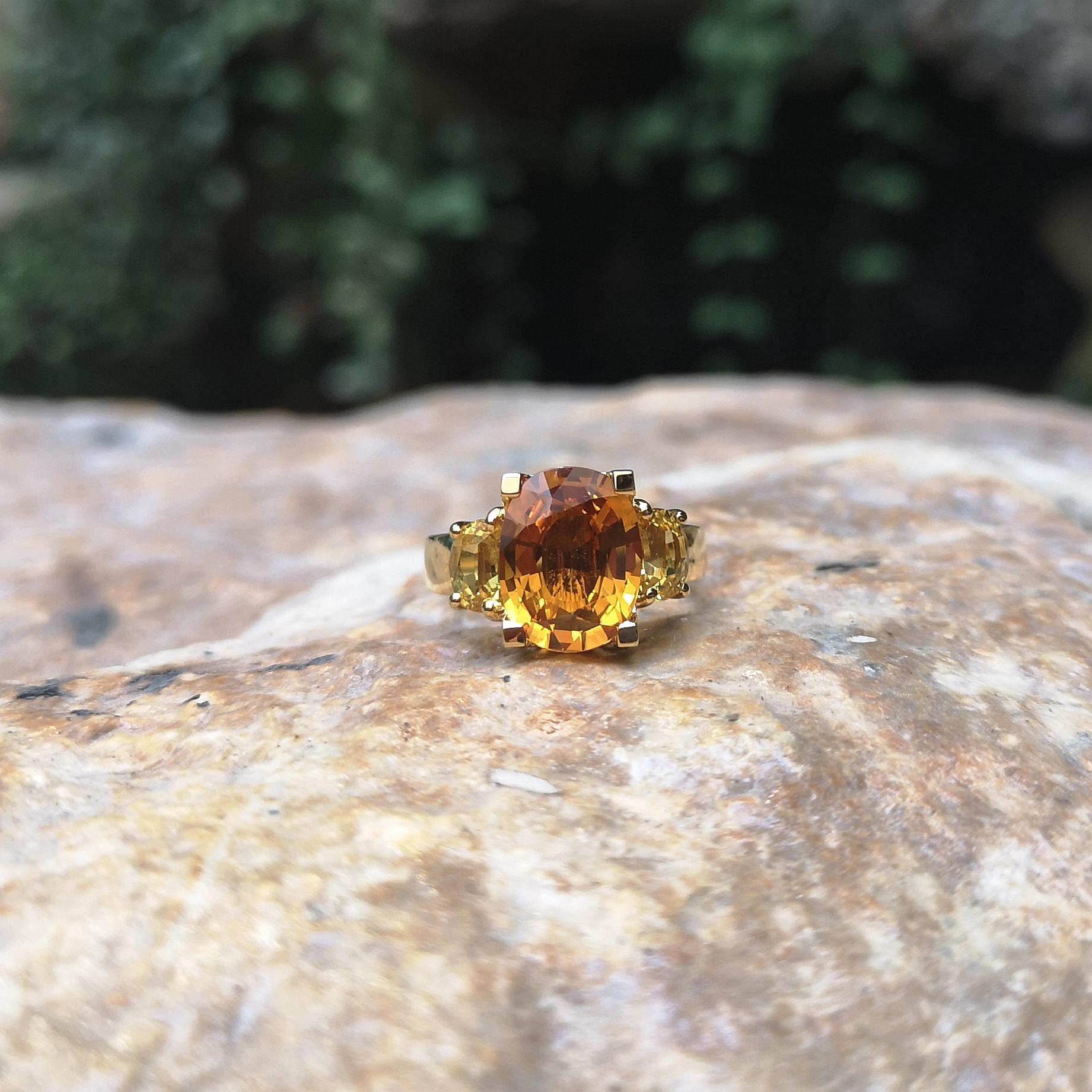Yellow Sapphire Ring set in 18K Gold Settings For Sale 12